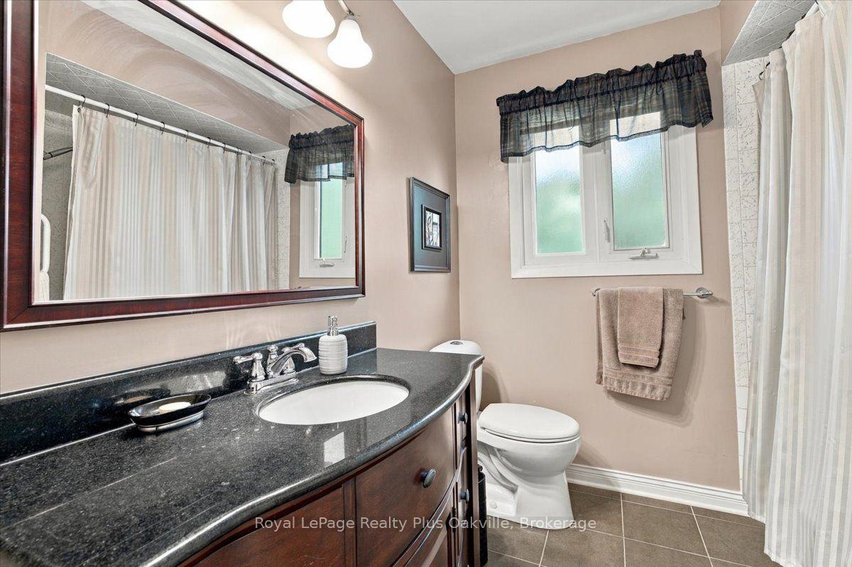 Photo 22 of 2507 Woburn Crescent, Oakville, West — HOMEH