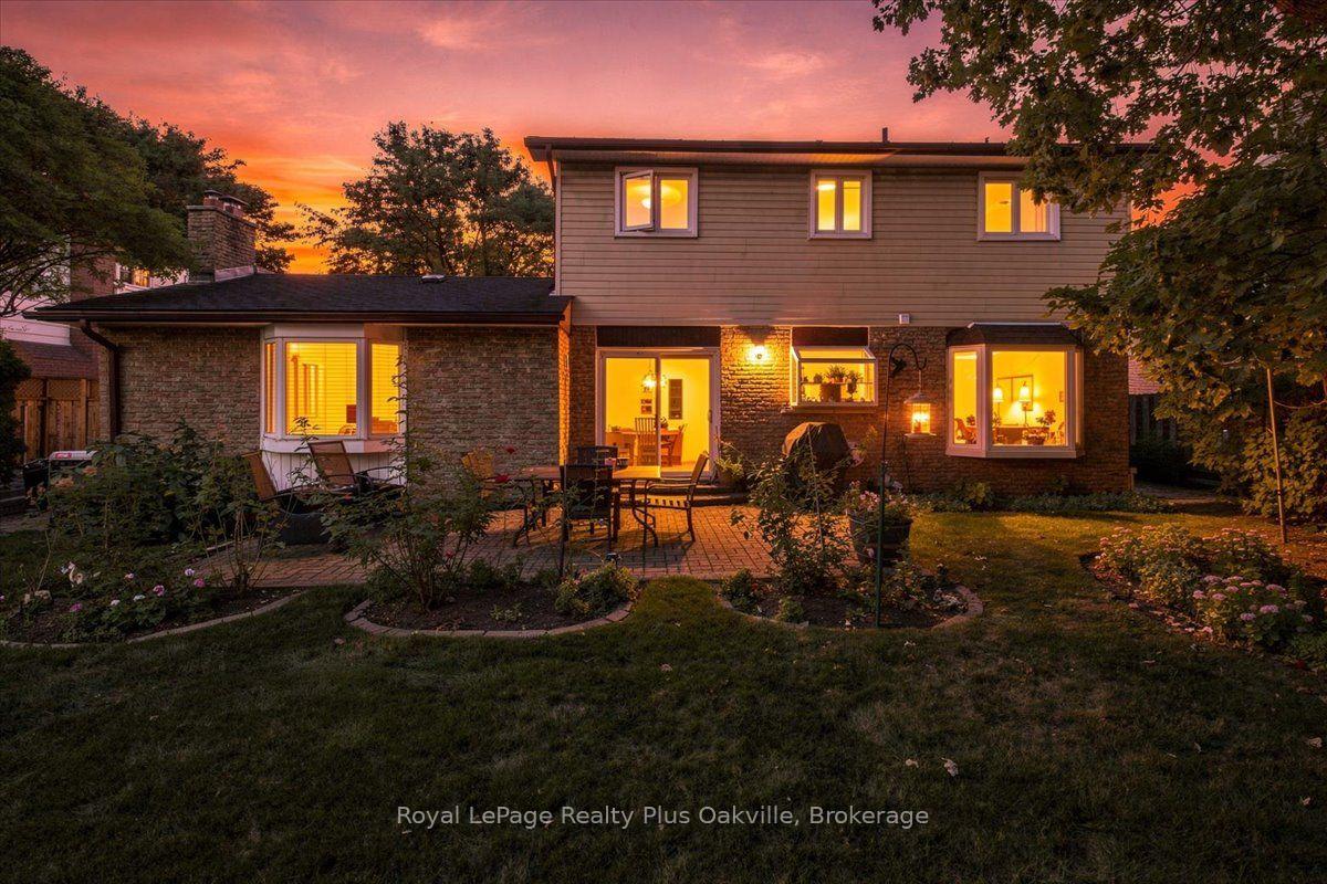 Photo 23 of 2507 Woburn Crescent, Oakville, West — HOMEH
