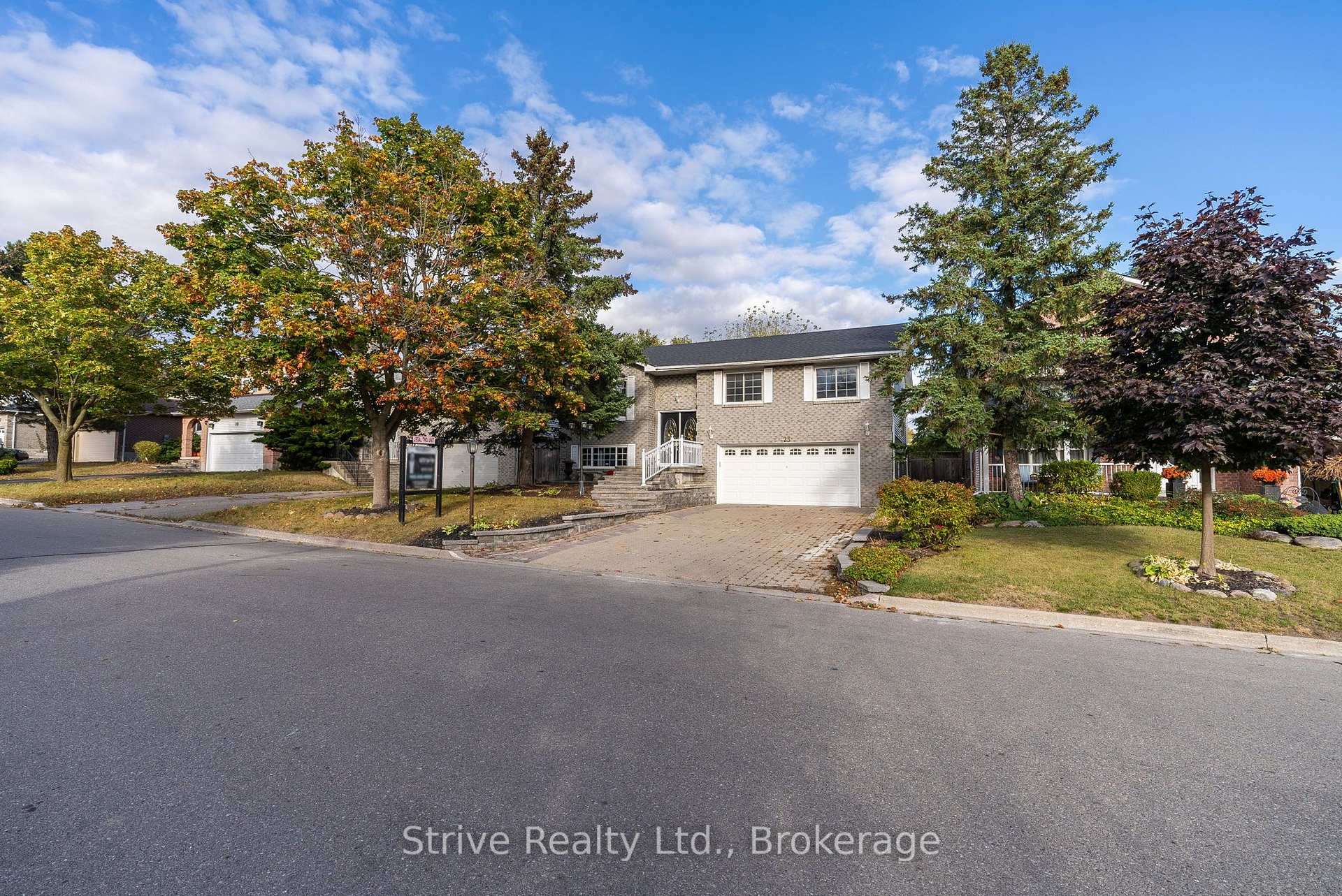 Photo 2 of Unit Upper, 23 Cherry Blossom Crescent, Clarington, Courtice — HOMEH