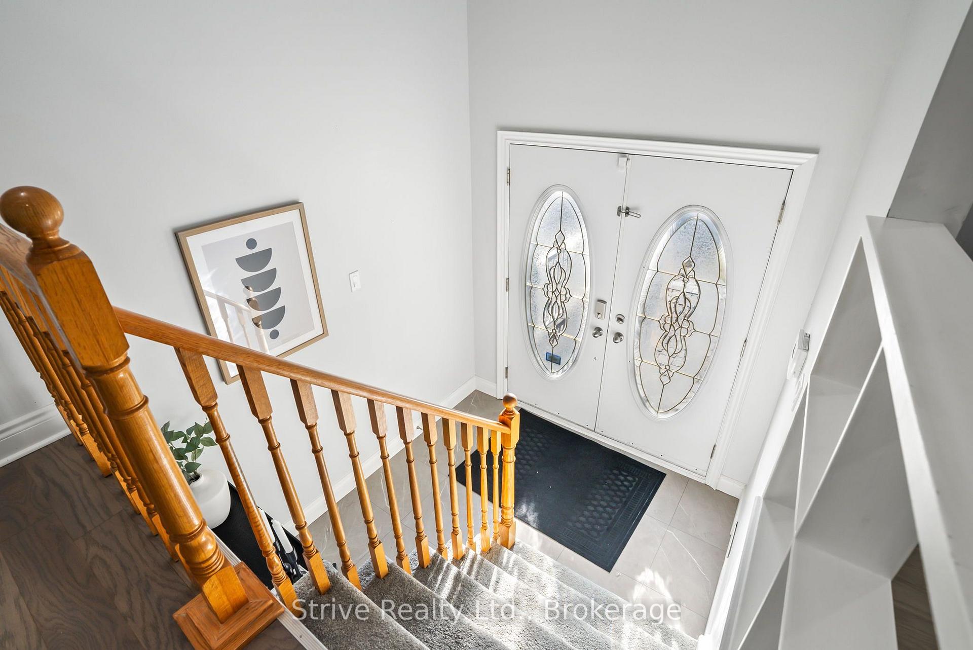 Photo 3 of Unit Upper, 23 Cherry Blossom Crescent, Clarington, Courtice — HOMEH
