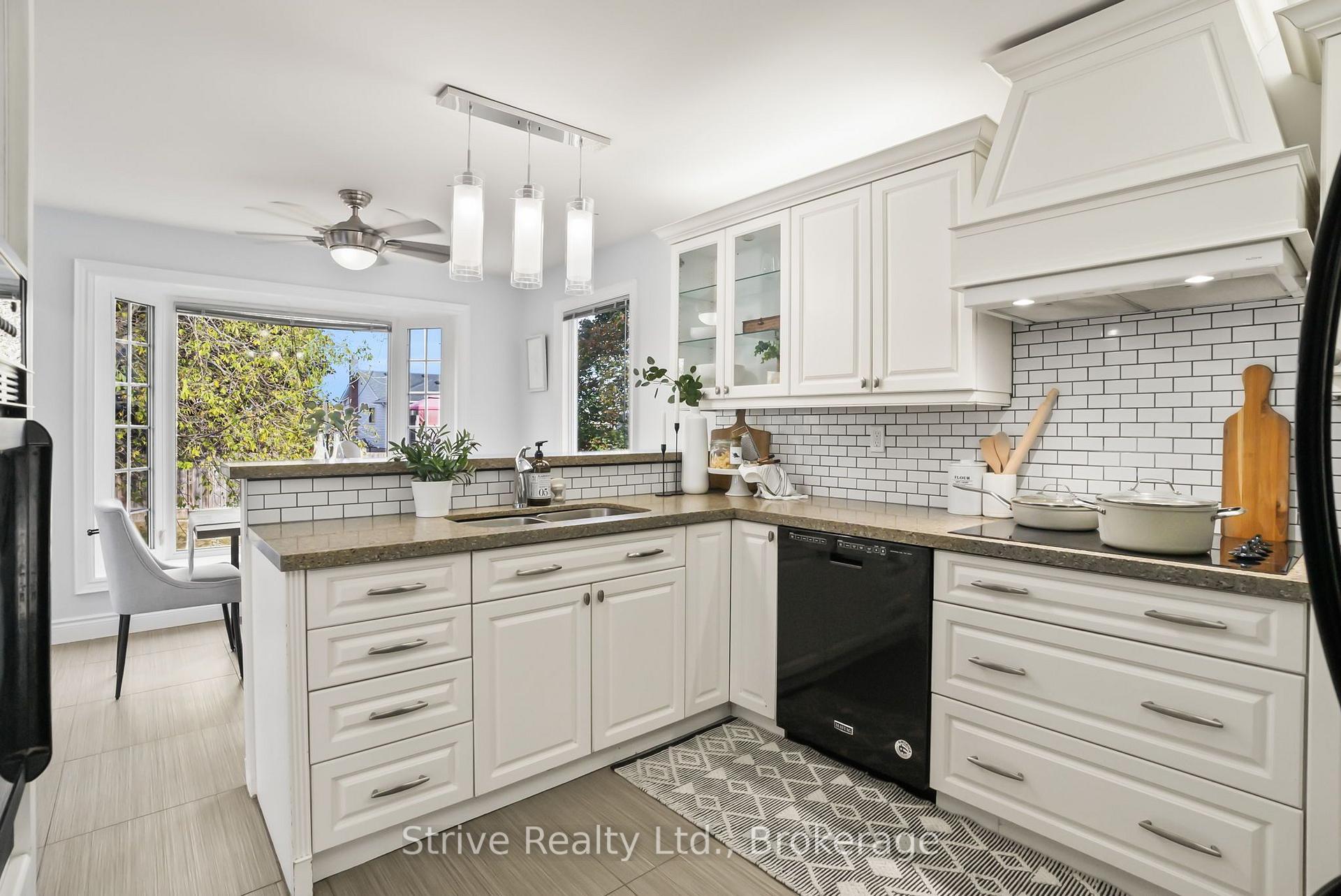 Photo 9 of Unit Upper, 23 Cherry Blossom Crescent, Clarington, Courtice — HOMEH