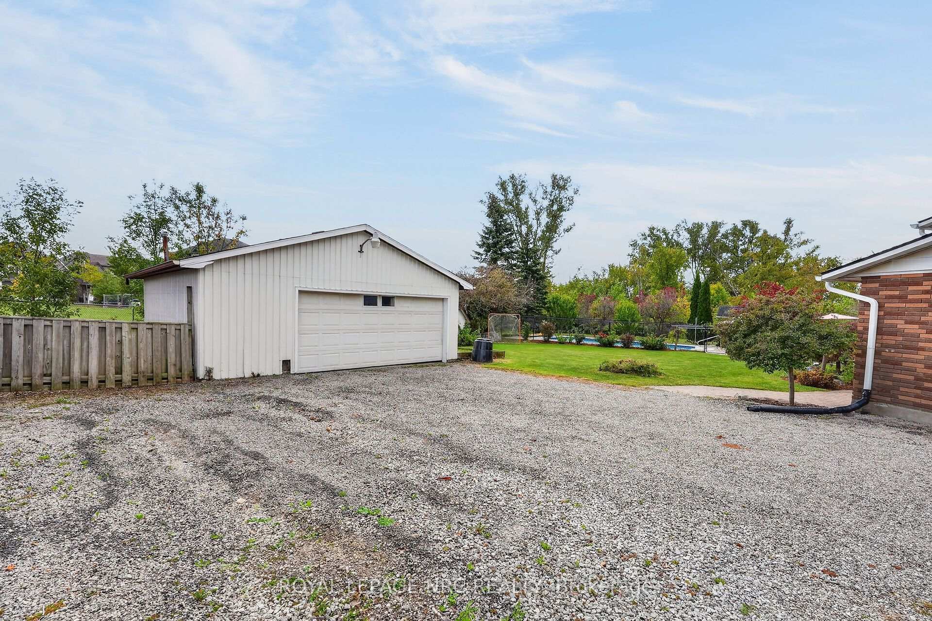 Photo 2 of 172 Morgan Avenue, West Lincoln, Smithville — HOMEH