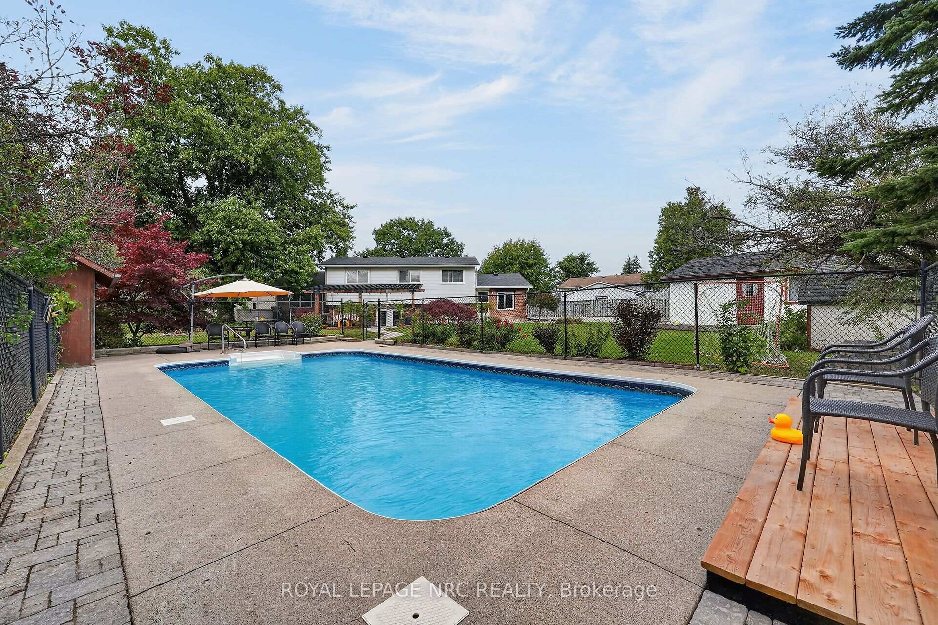 Photo 3 of 172 Morgan Avenue, West Lincoln, Smithville — HOMEH