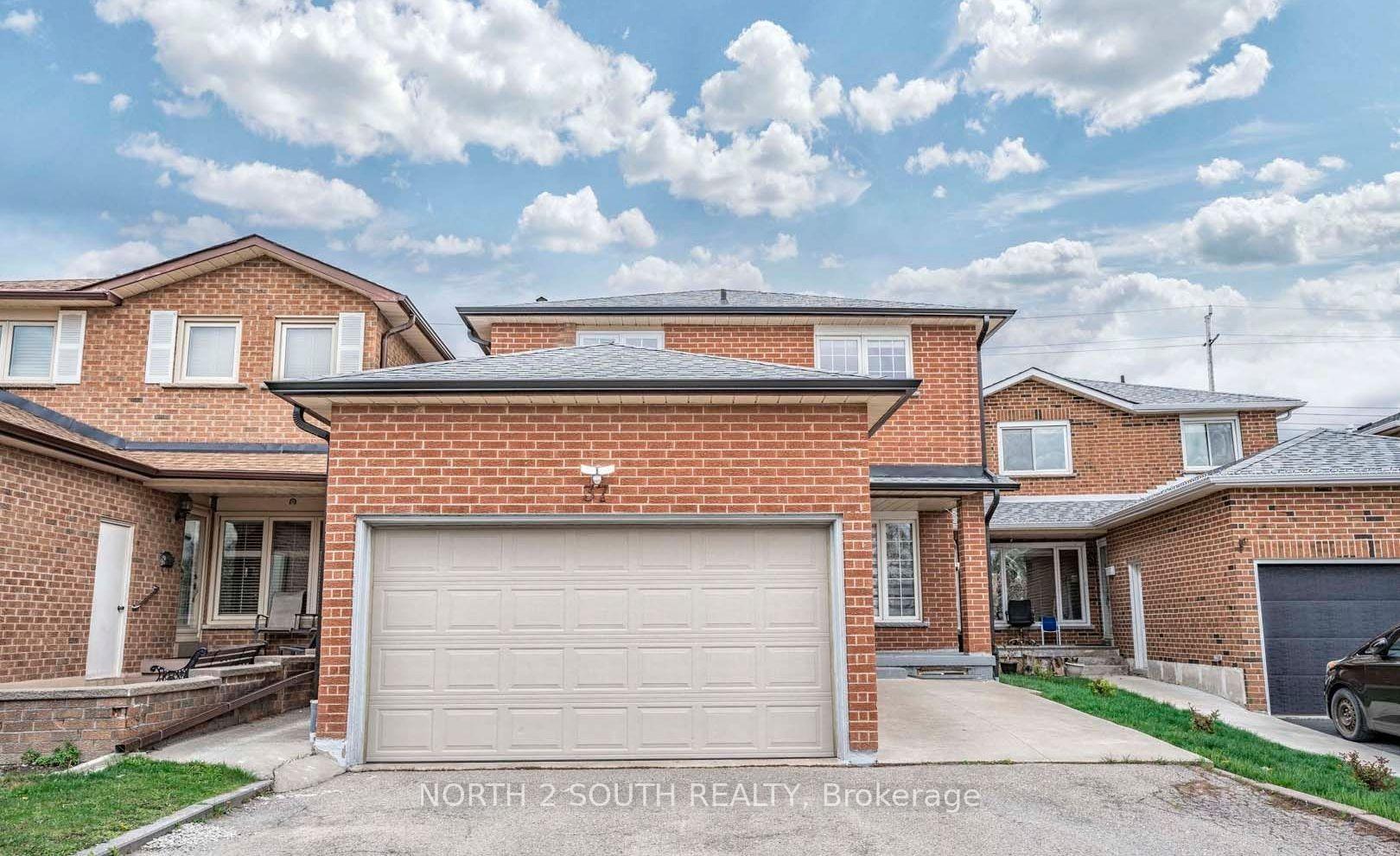 Photo 3 of Unit upper, 37 Loire Court, Etobicoke, West Humber-Clairville — HOMEH