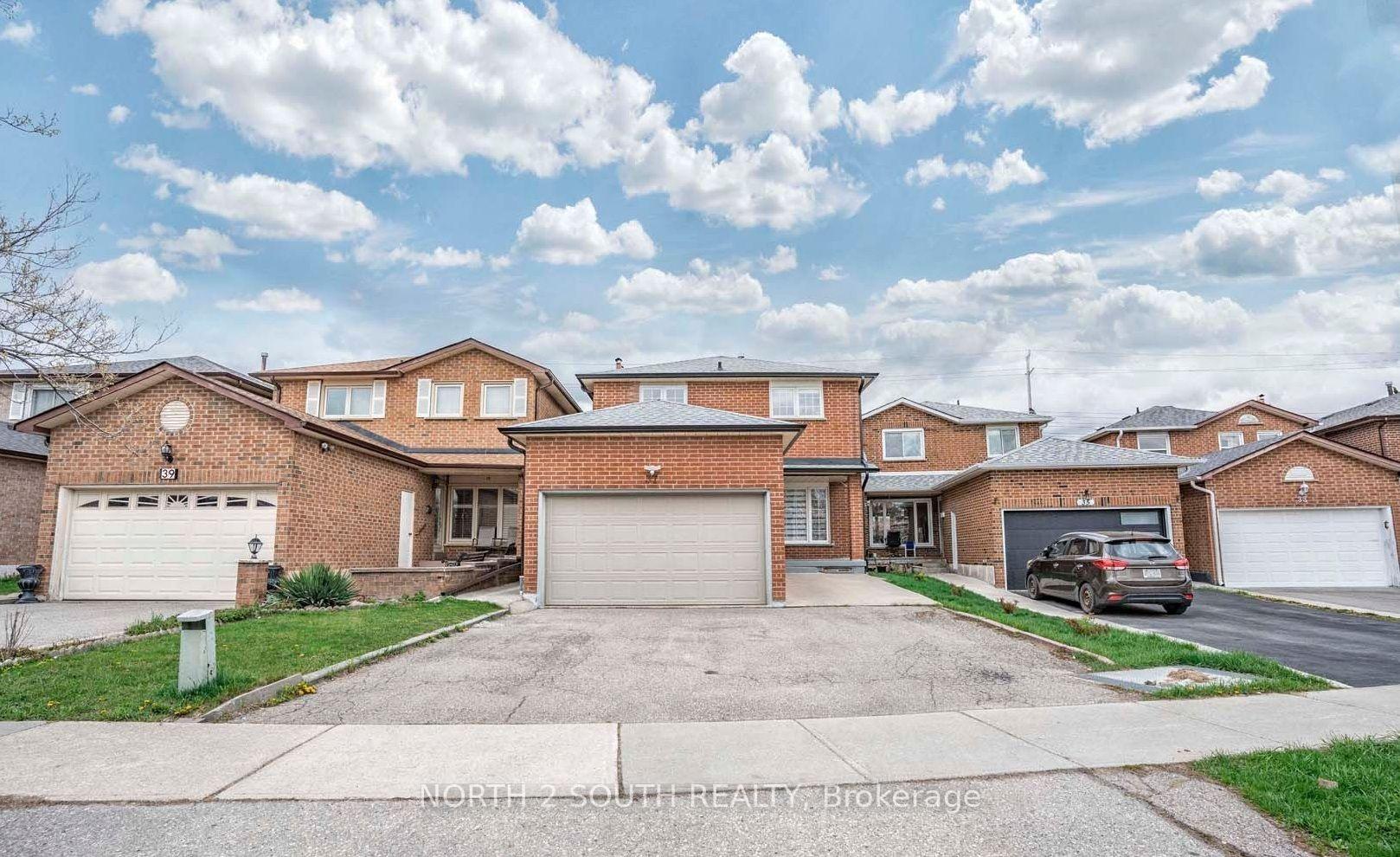 Photo 4 of Unit upper, 37 Loire Court, Etobicoke, West Humber-Clairville — HOMEH