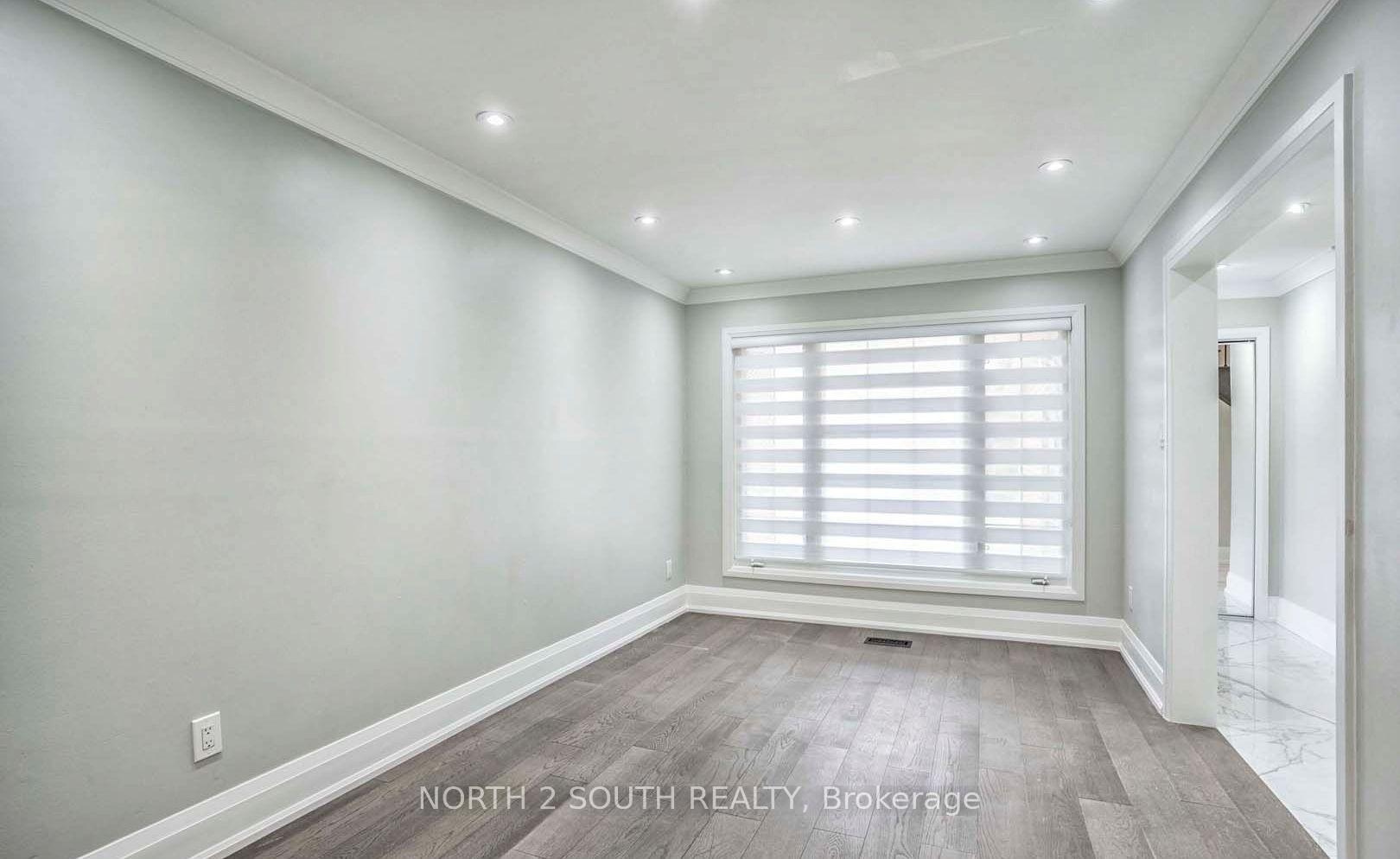 Photo 7 of Unit upper, 37 Loire Court, Etobicoke, West Humber-Clairville — HOMEH