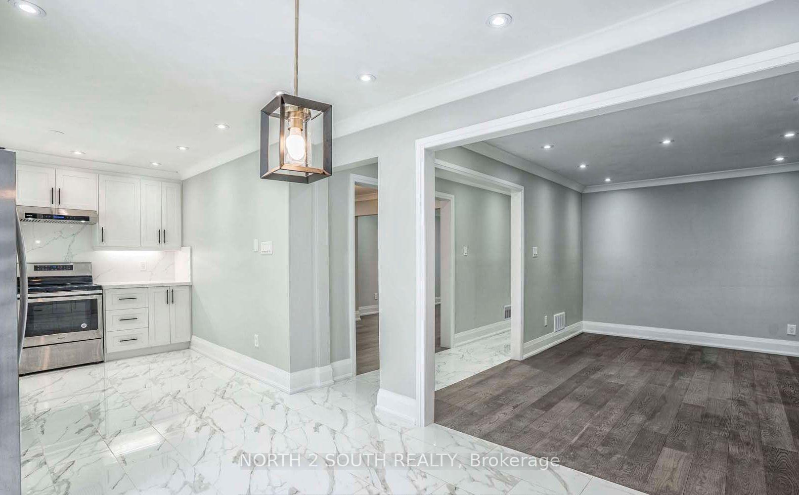 Photo 18 of Unit upper, 37 Loire Court, Etobicoke, West Humber-Clairville — HOMEH