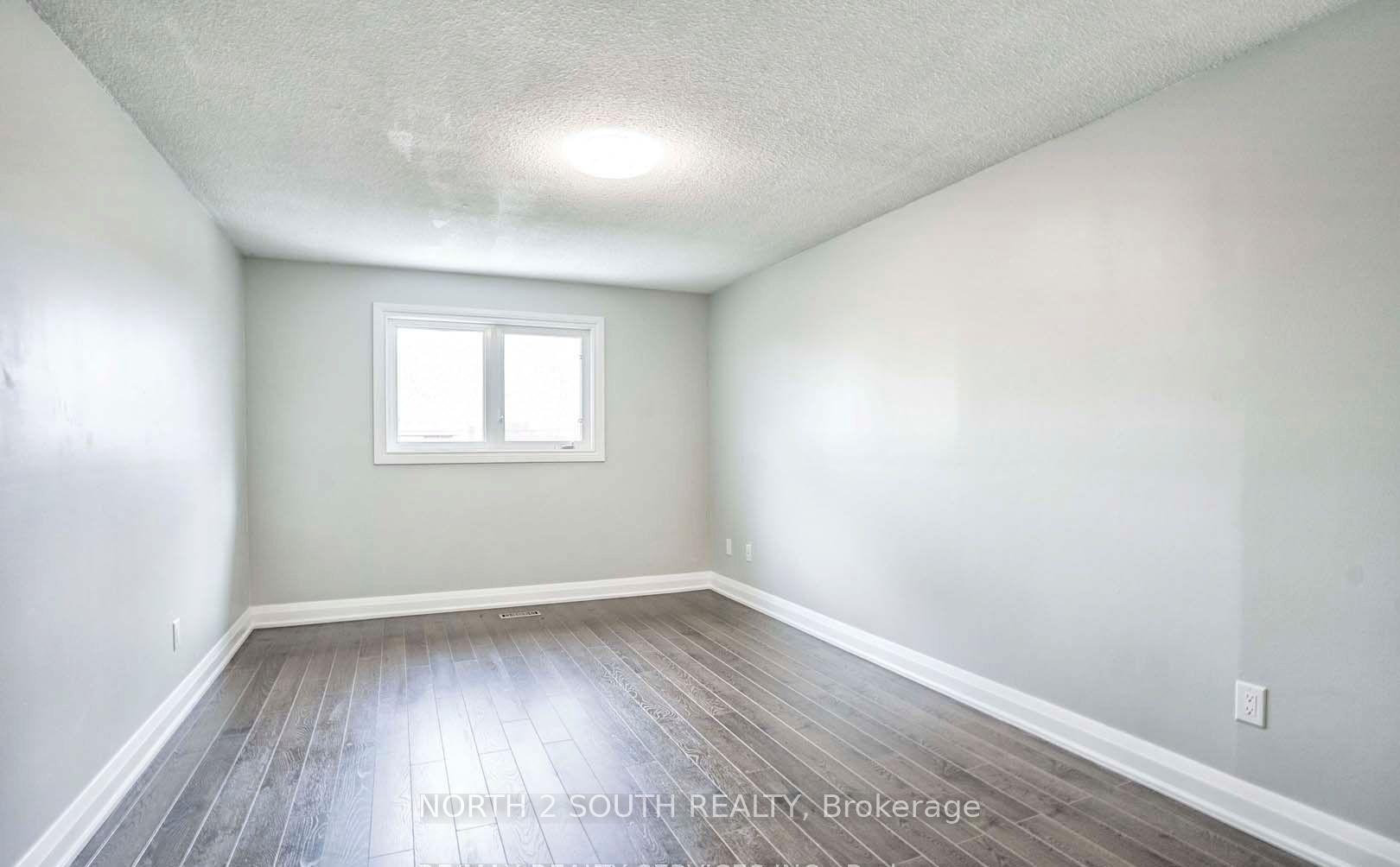 Photo 25 of Unit upper, 37 Loire Court, Etobicoke, West Humber-Clairville — HOMEH