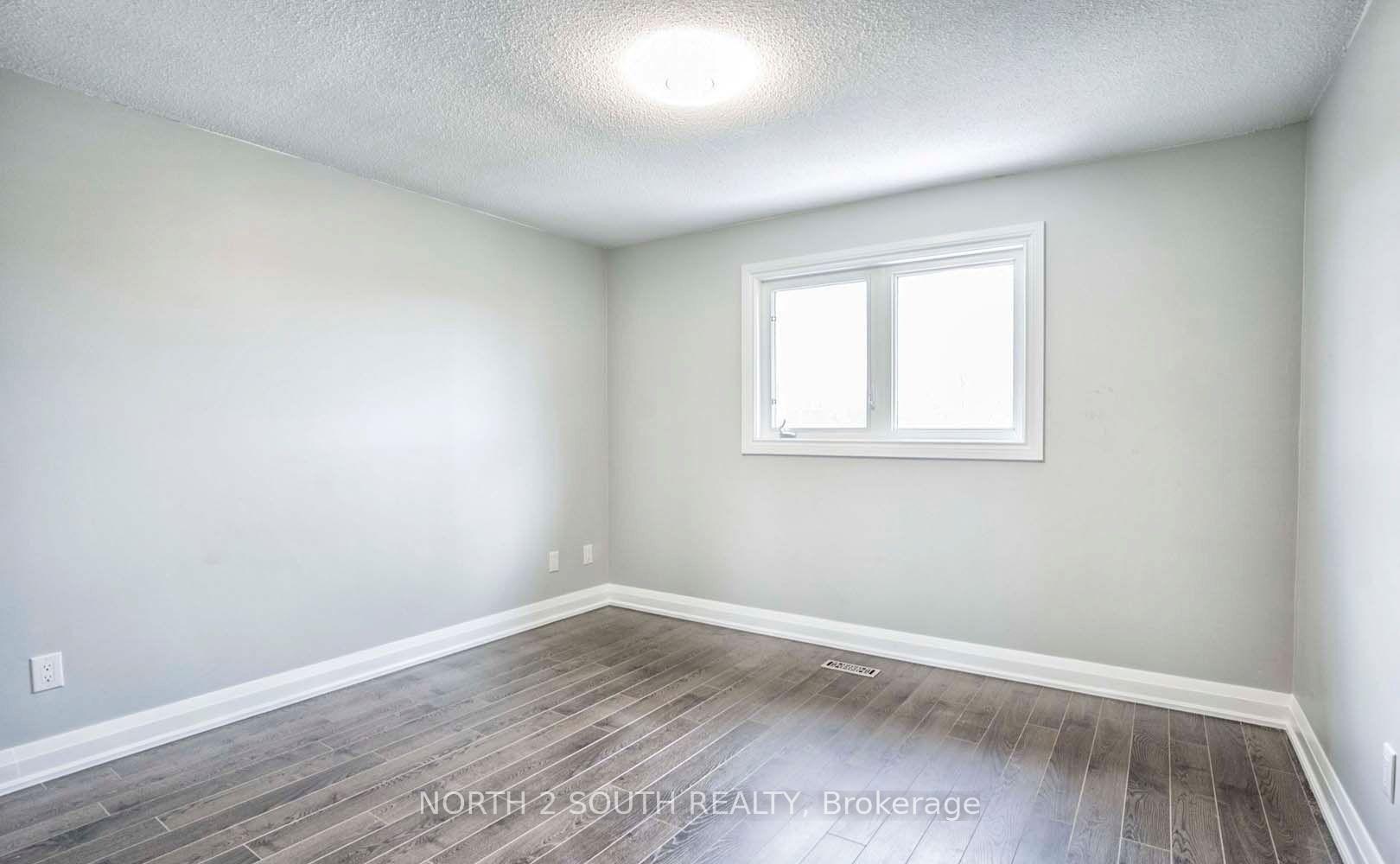 Photo 29 of Unit upper, 37 Loire Court, Etobicoke, West Humber-Clairville — HOMEH