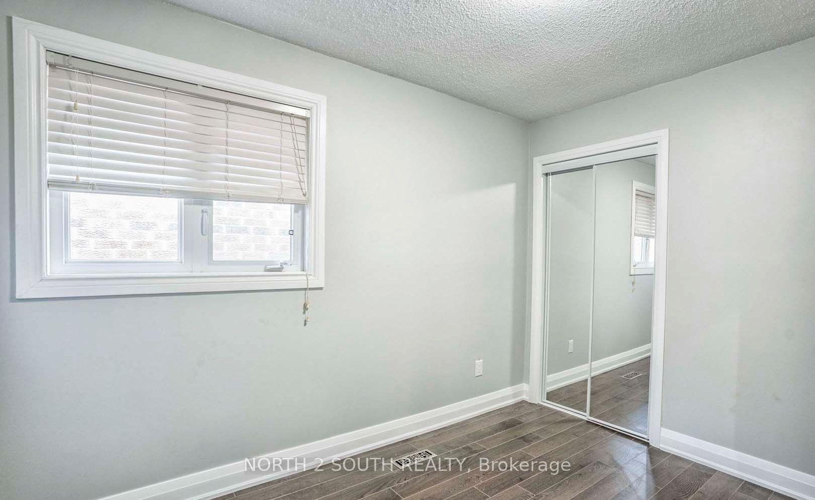 Photo 32 of Unit upper, 37 Loire Court, Etobicoke, West Humber-Clairville — HOMEH