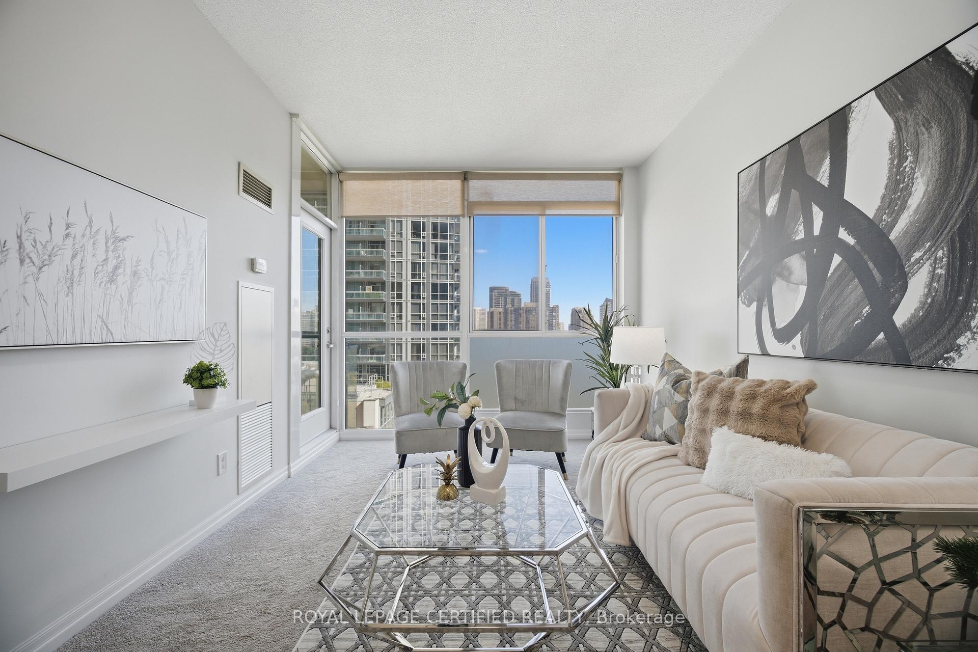 Photo 12 of Unit 805, 225 Webb Drive, Mississauga, City Centre — HOMEH