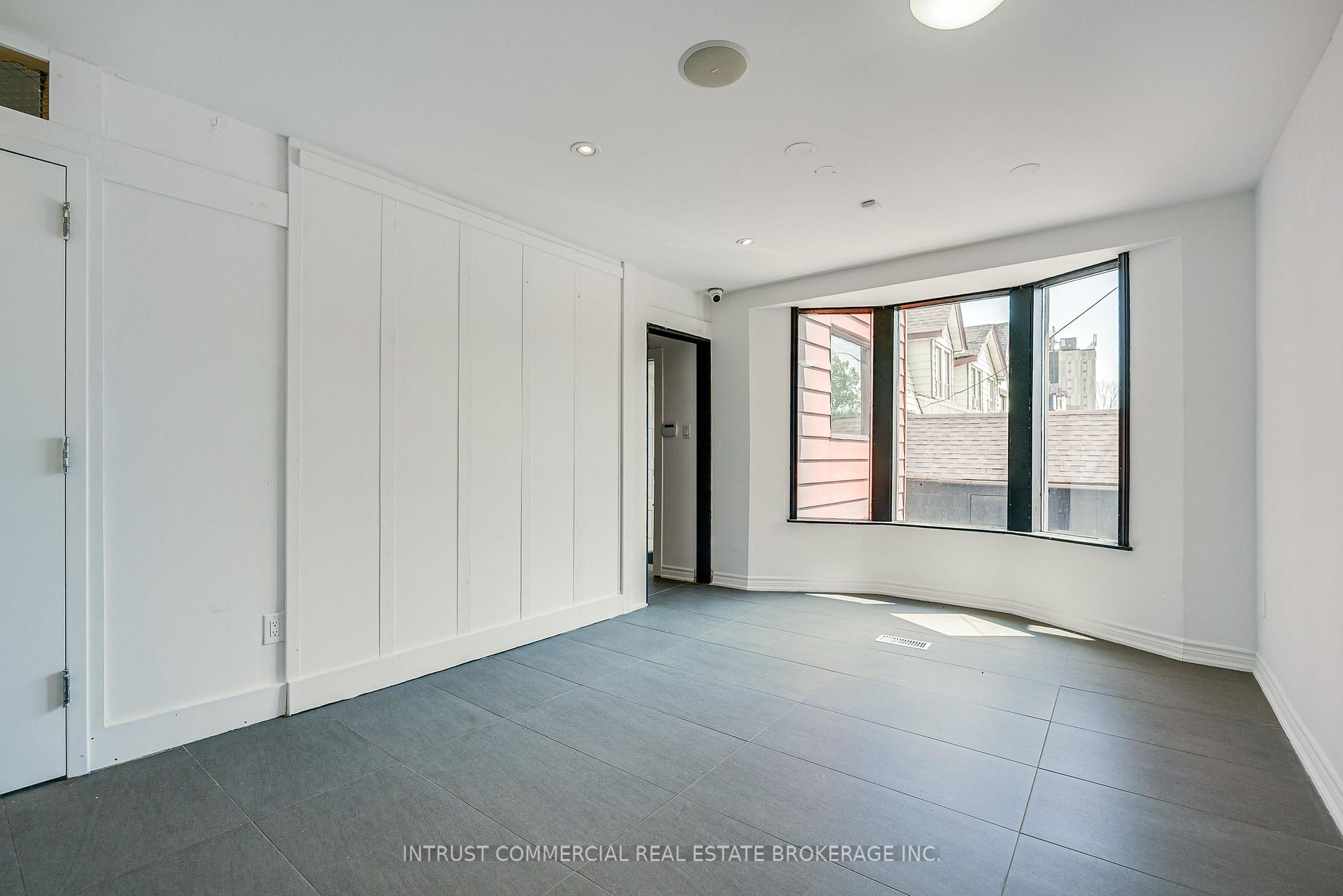 Photo 13 of 1111 College Street, Toronto, Little Portugal — HOMEH