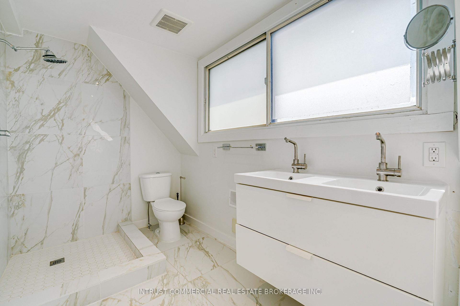 Photo 21 of 1111 College Street, Toronto, Little Portugal — HOMEH