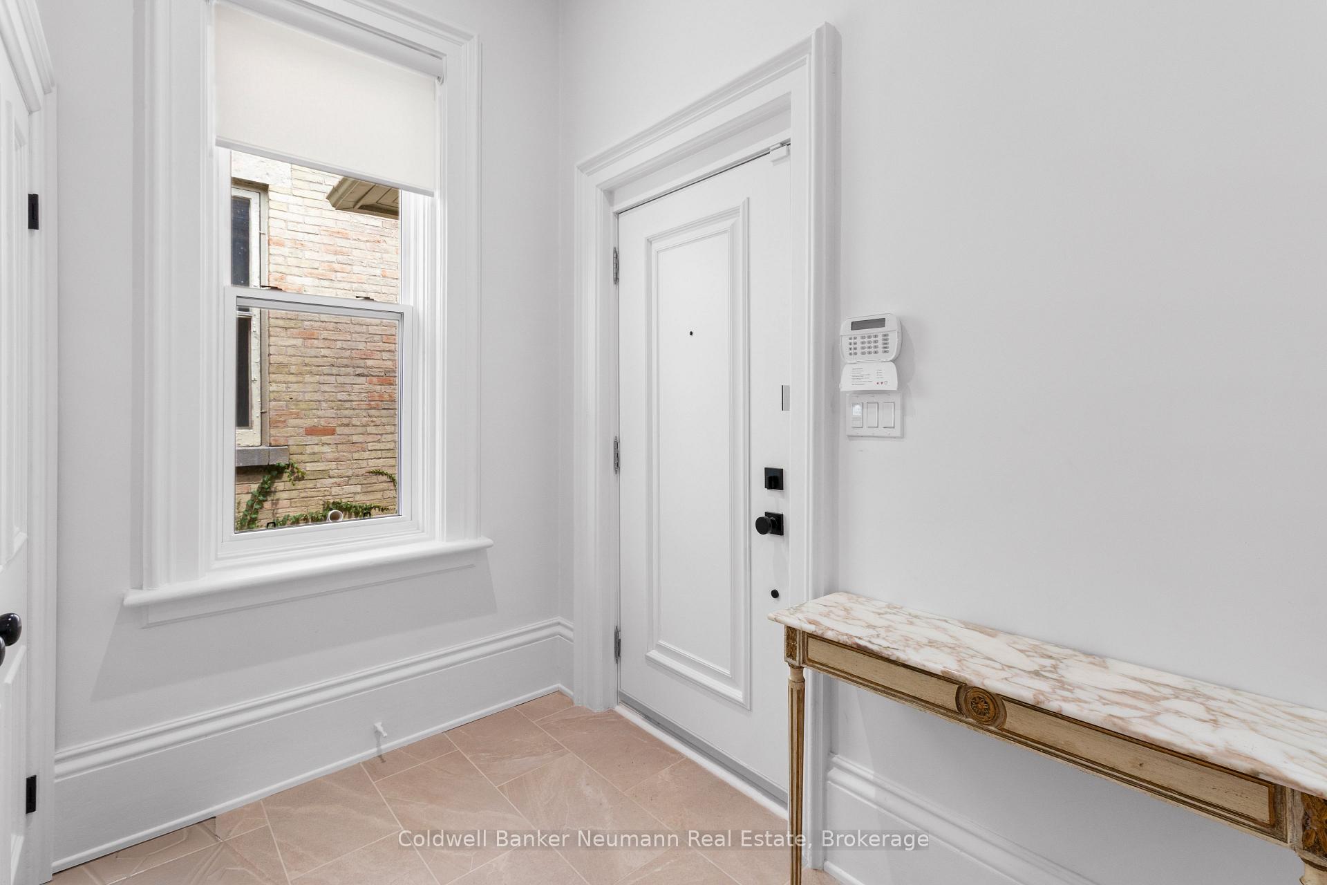 Photo 5 of 41 Liverpool Street, Guelph, Downtown — HOMEH