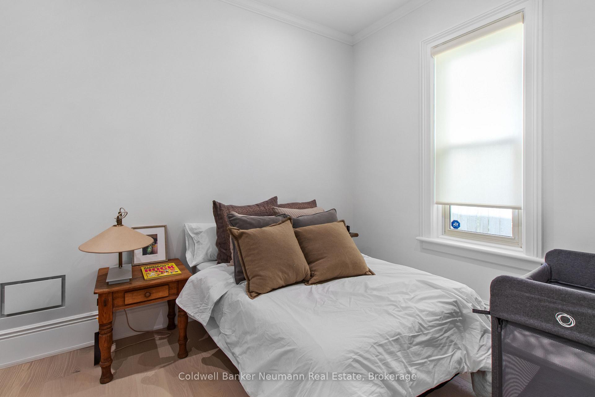 Photo 23 of 41 Liverpool Street, Guelph, Downtown — HOMEH