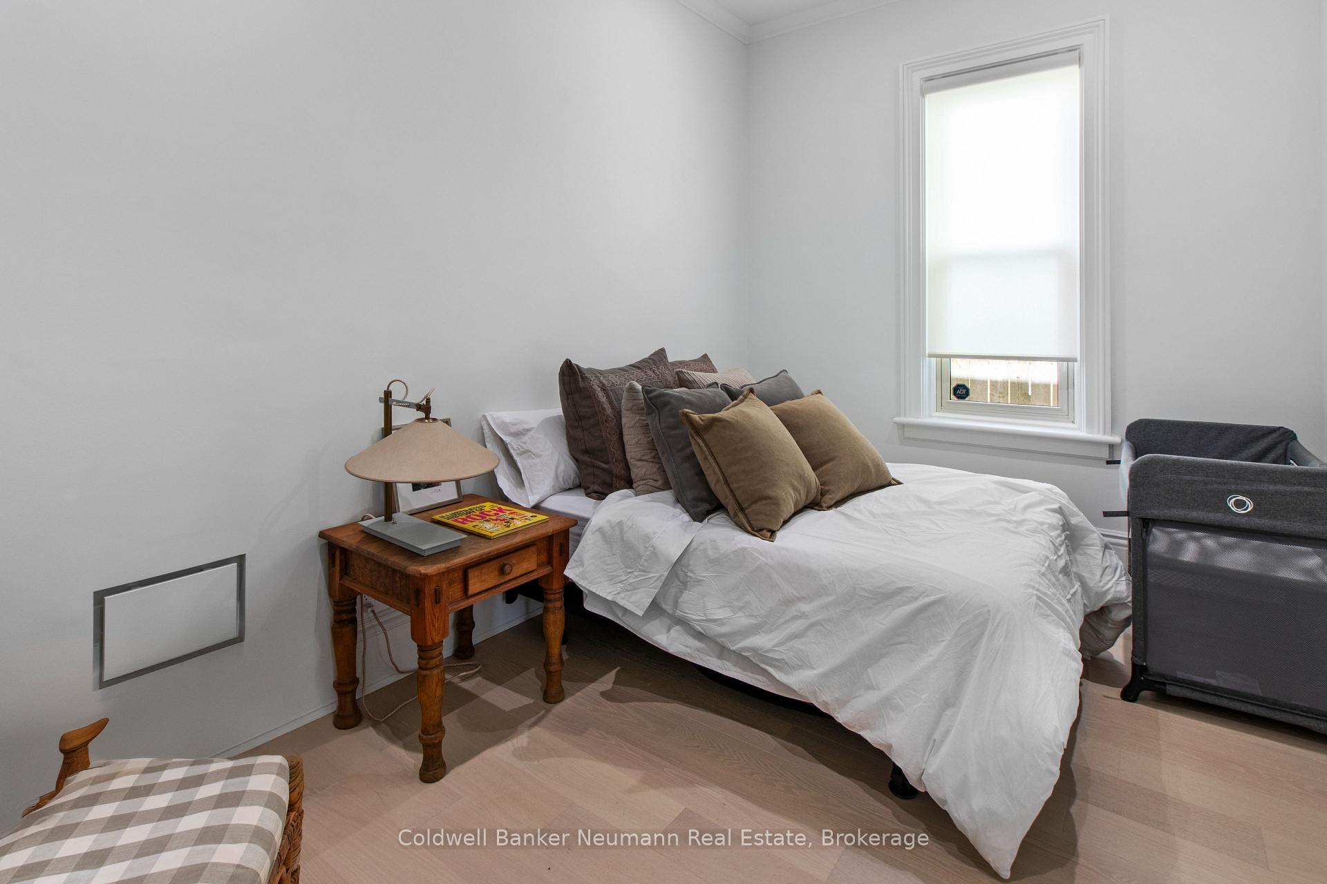 Photo 24 of 41 Liverpool Street, Guelph, Downtown — HOMEH