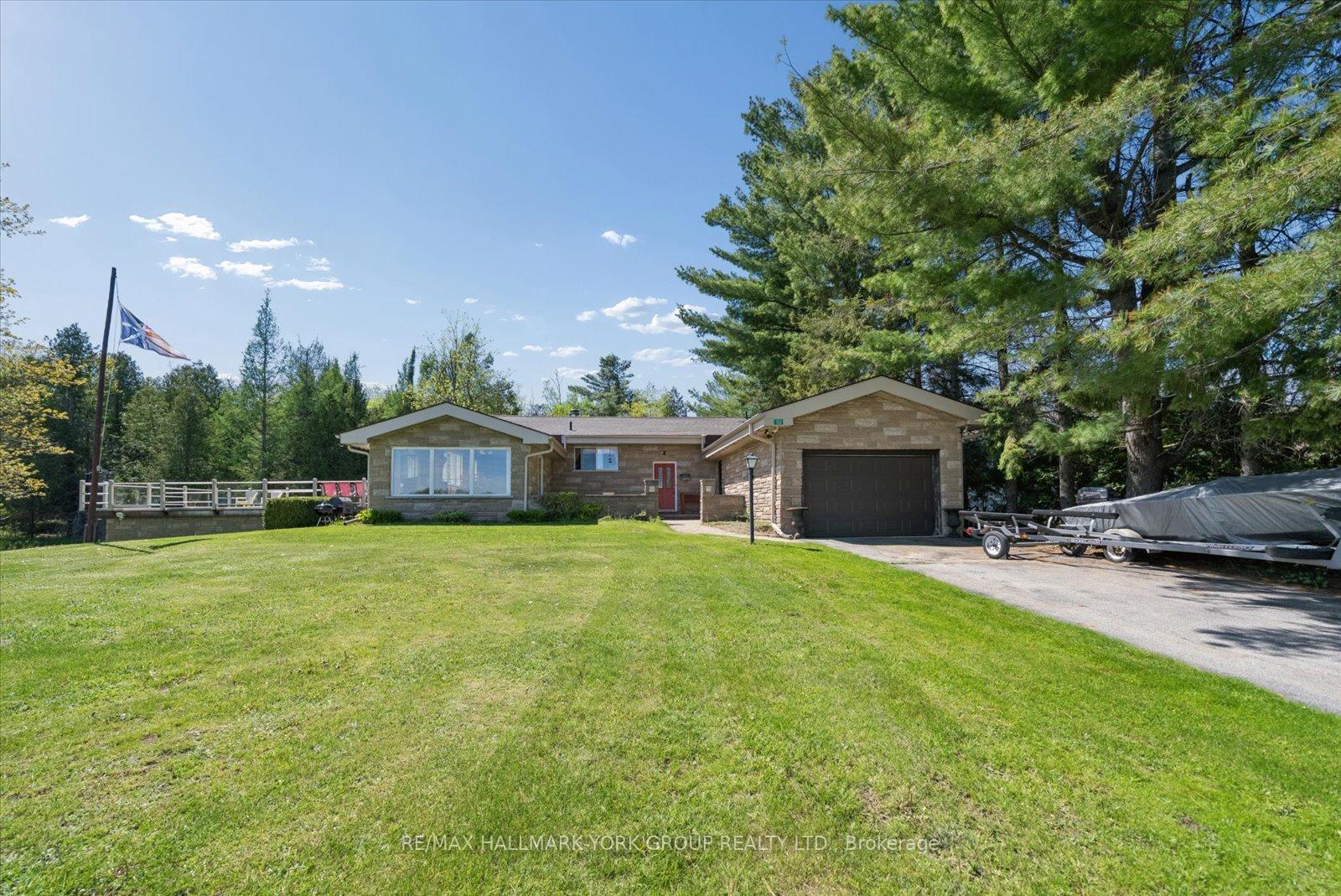 Photo 6 of 102 Albert Street, Kawartha Lakes, Bexley — HOMEH