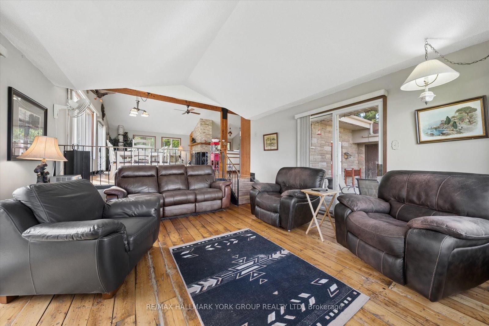 Photo 24 of 102 Albert Street, Kawartha Lakes, Bexley — HOMEH