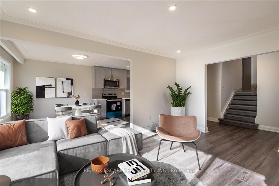 Photo 2 of Unit 1, 308 Mount Albion Road, Hamilton, Red Hill — HOMEH