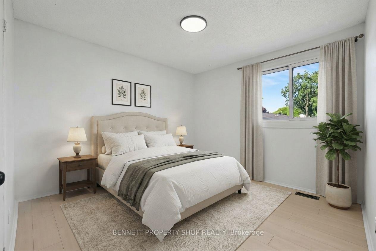 Photo 8 of Unit A, 1480 Heatherington Road, Ottawa, Heron Gate/Industrial Park — HOMEH