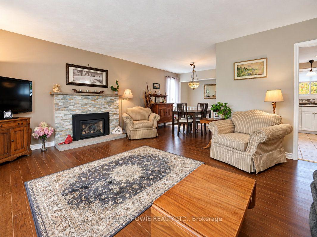 Photo 9 of 125 Snelgrove Drive, Ottawa, Carp — HOMEH