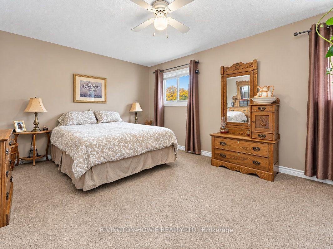 Photo 20 of 125 Snelgrove Drive, Ottawa, Carp — HOMEH