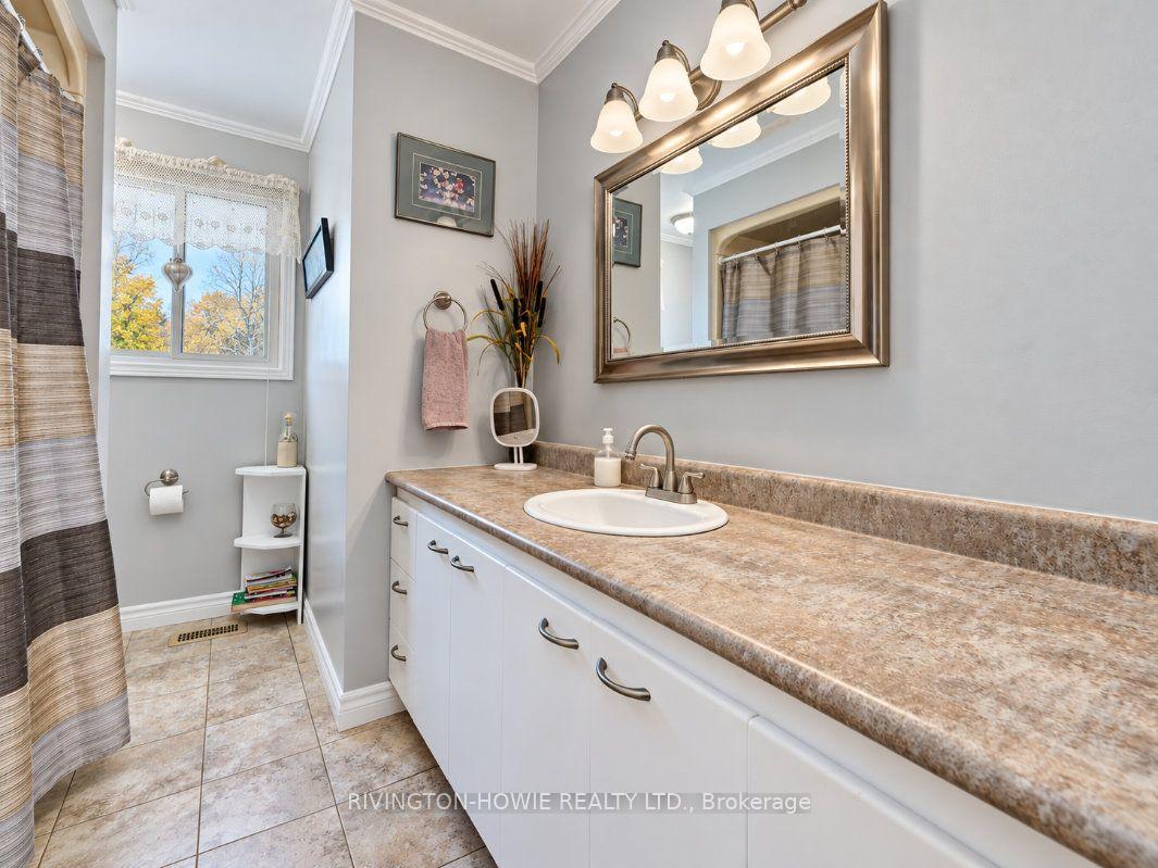 Photo 23 of 125 Snelgrove Drive, Ottawa, Carp — HOMEH