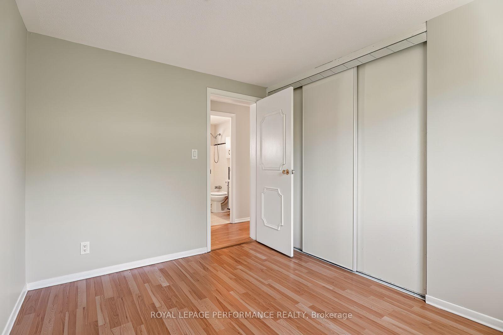 Photo 25 of 2179 Erinbrook Crescent, Ottawa, Sheffield Glen/Industrial Park — HOMEH