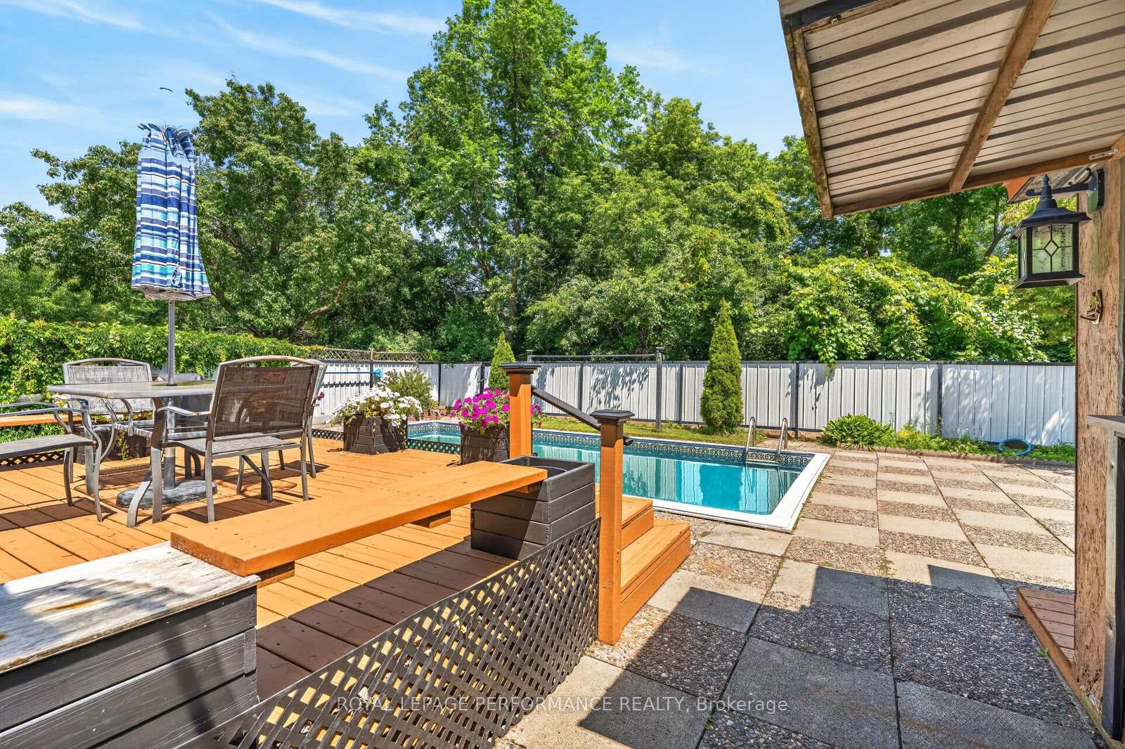 Photo 41 of 2179 Erinbrook Crescent, Ottawa, Sheffield Glen/Industrial Park — HOMEH