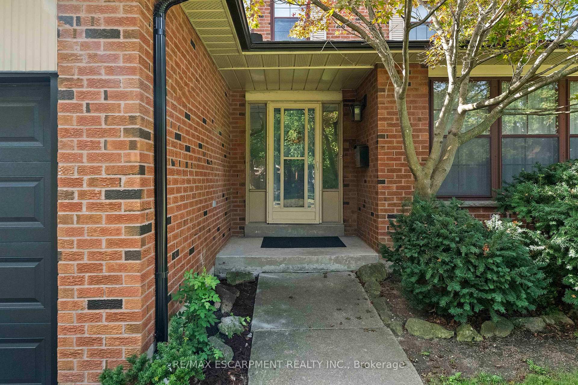 Photo 4 of 1149 Mesa Crescent, Mississauga, Lorne Park — HOMEH