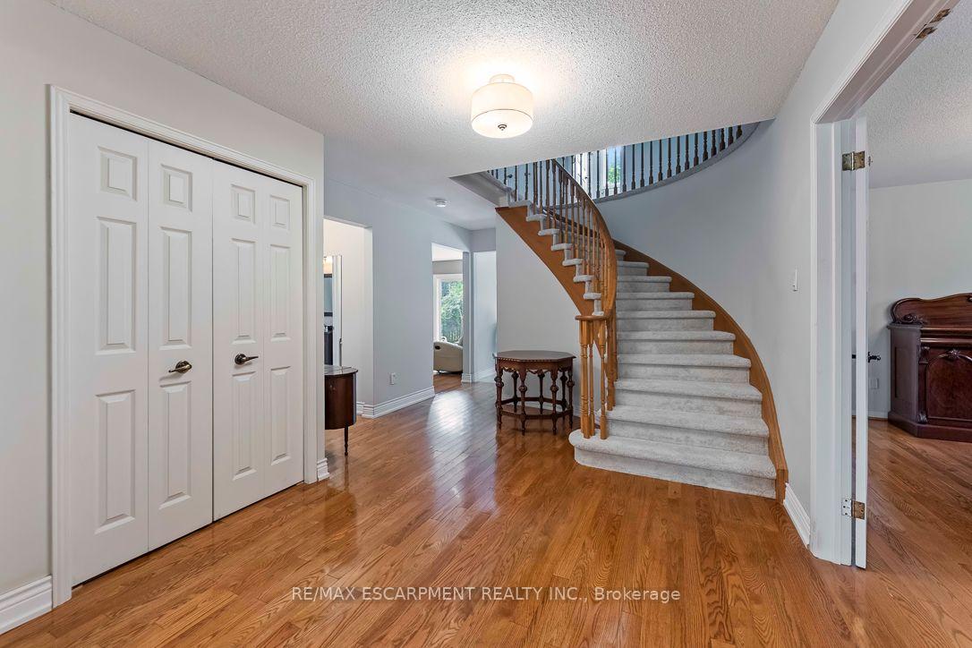 Photo 6 of 1149 Mesa Crescent, Mississauga, Lorne Park — HOMEH