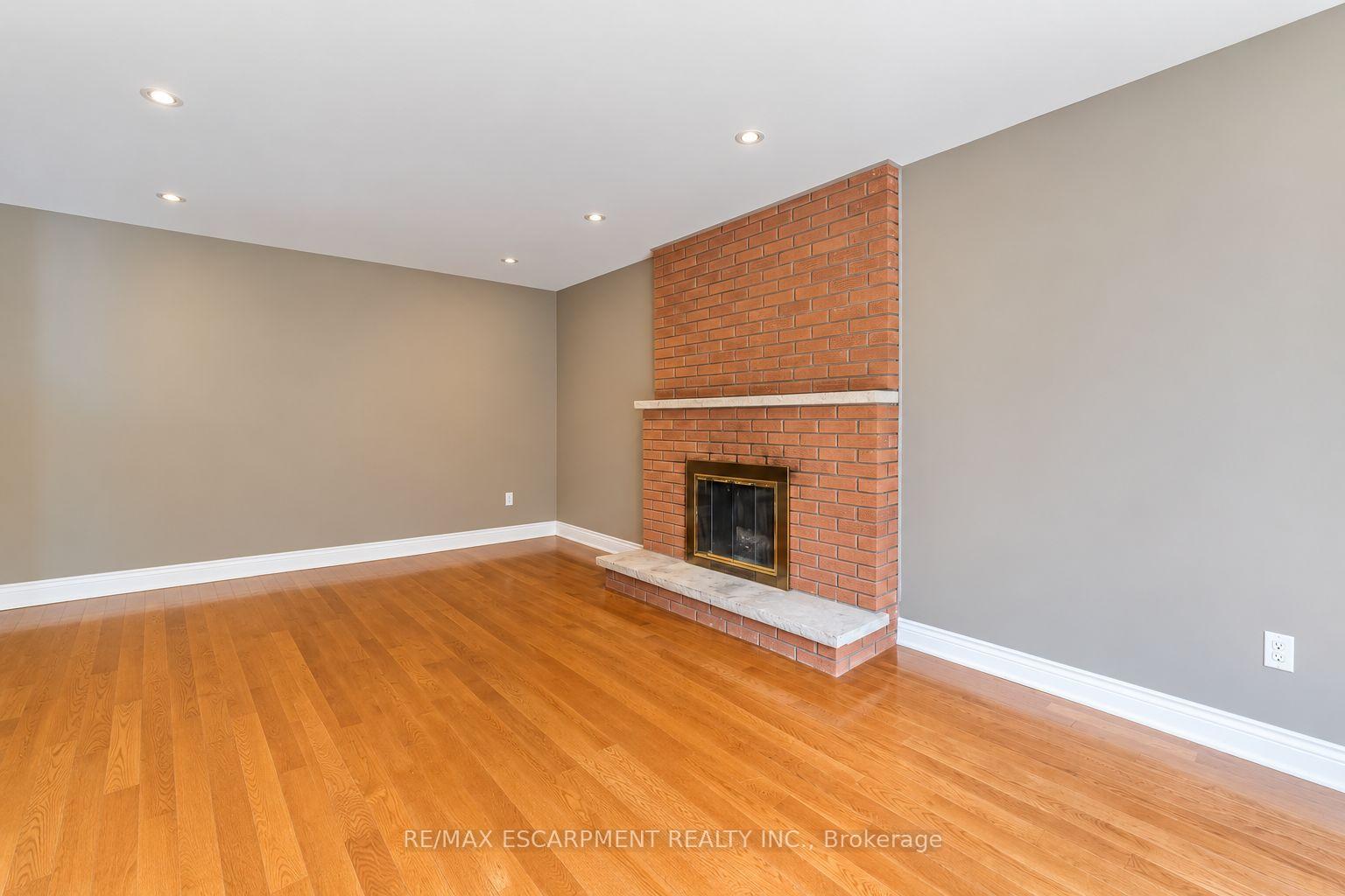 Photo 16 of 1149 Mesa Crescent, Mississauga, Lorne Park — HOMEH