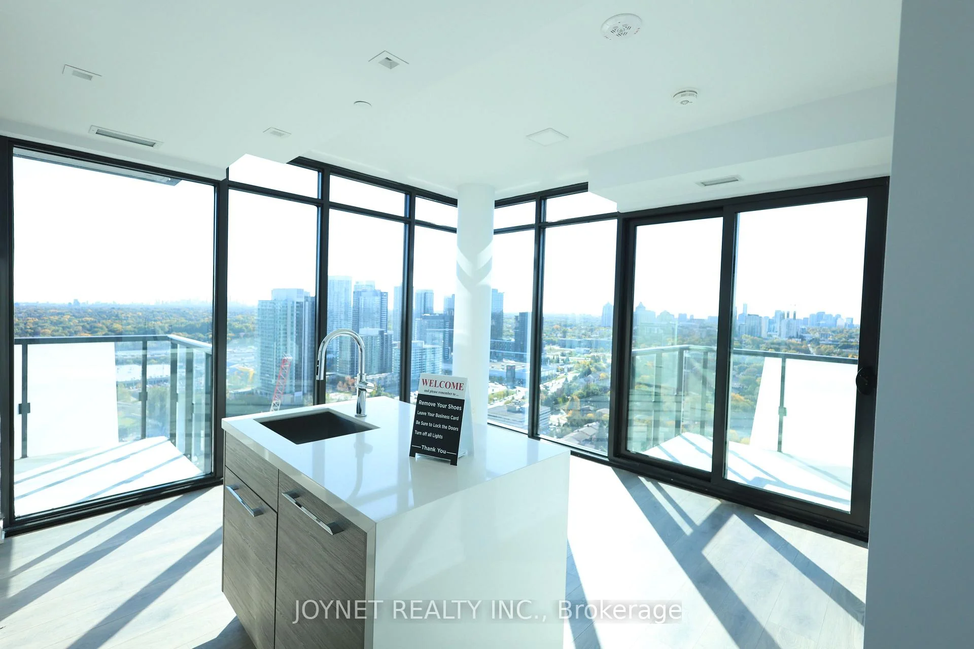 Front of Unit 3110, 29 Green Trail Court
