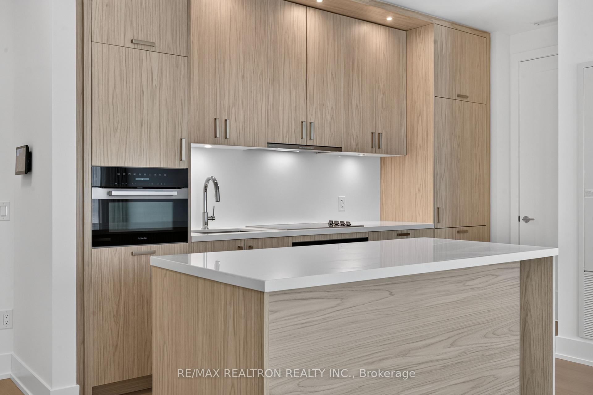 Photo 7 of Unit 108, 397 Royal Orchard Boulevard, Markham, Royal Orchard — HOMEH