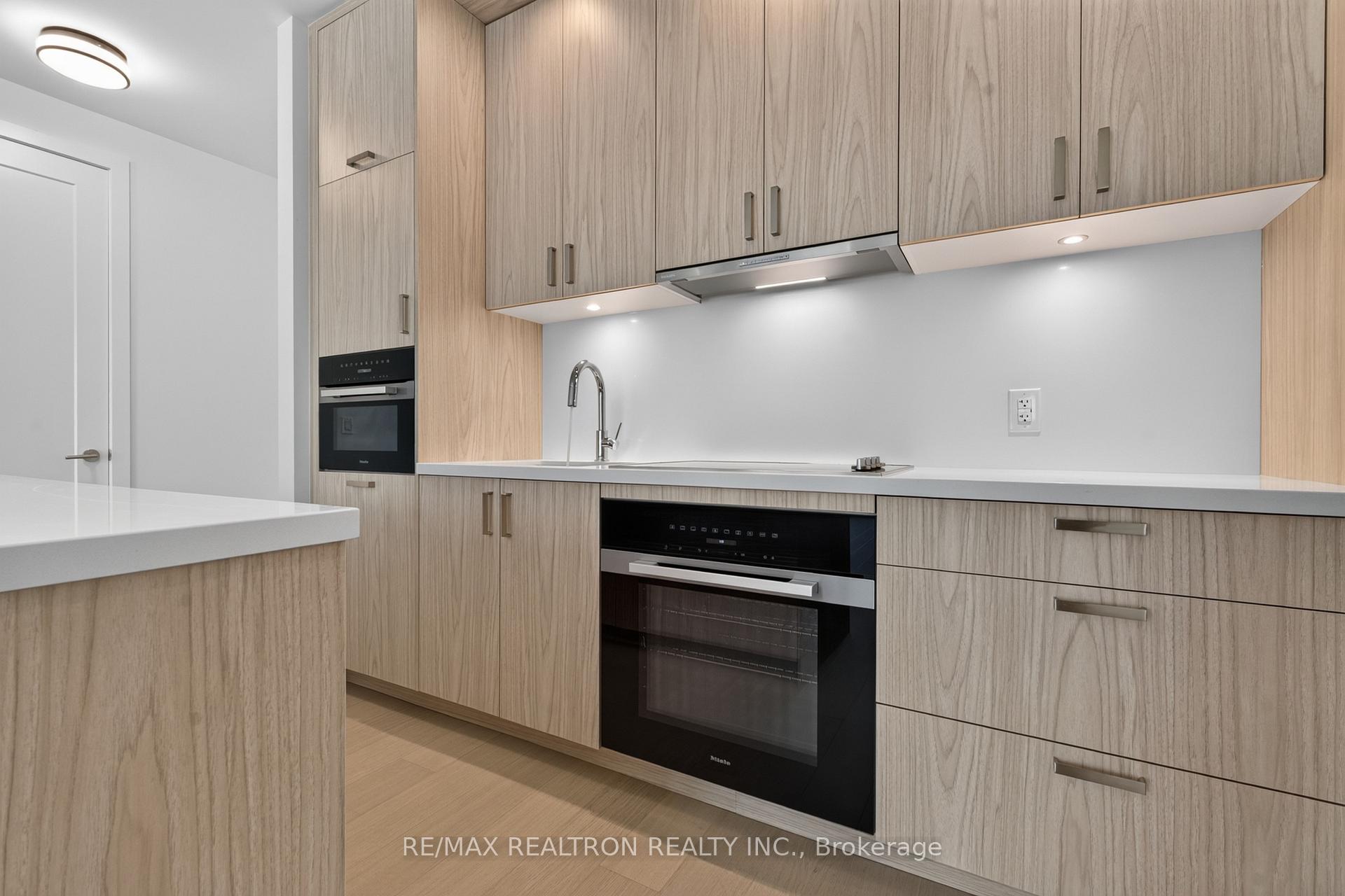 Photo 10 of Unit 108, 397 Royal Orchard Boulevard, Markham, Royal Orchard — HOMEH