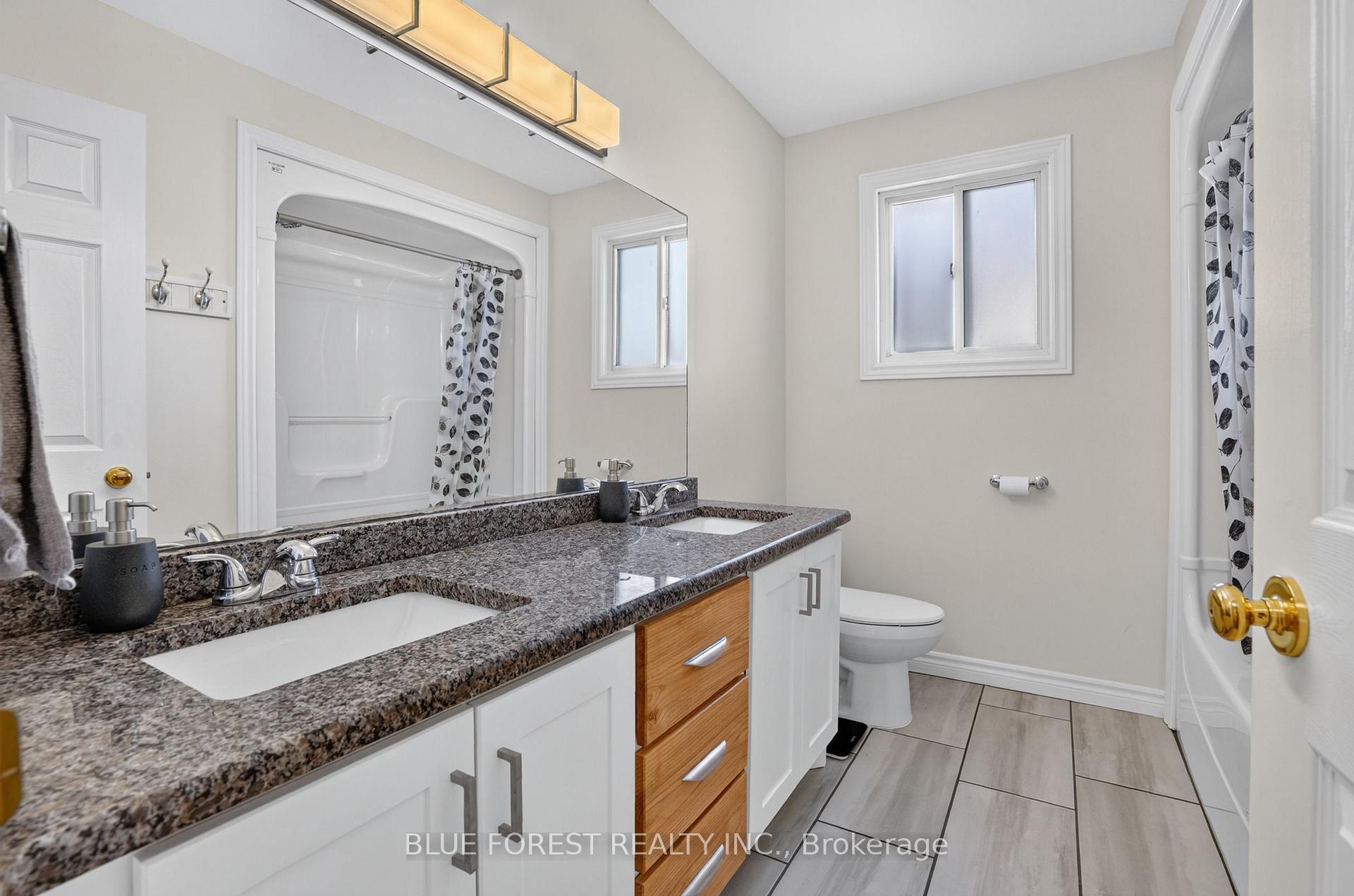 Photo 30 of 11 Edgewell Crescent, Central Elgin, Rural Central Elgin — HOMEH