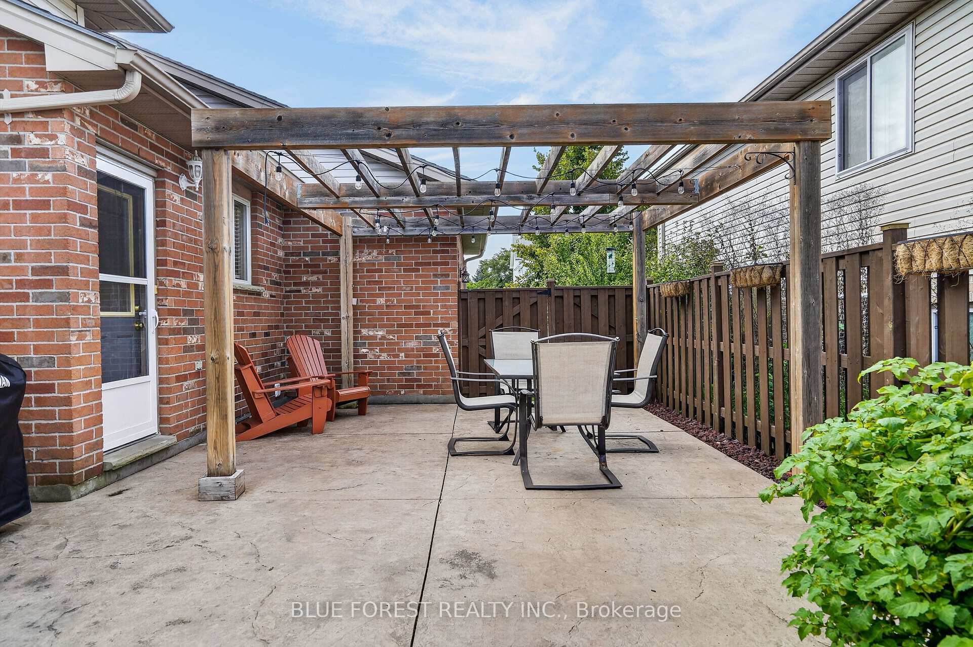 Photo 34 of 11 Edgewell Crescent, Central Elgin, Rural Central Elgin — HOMEH