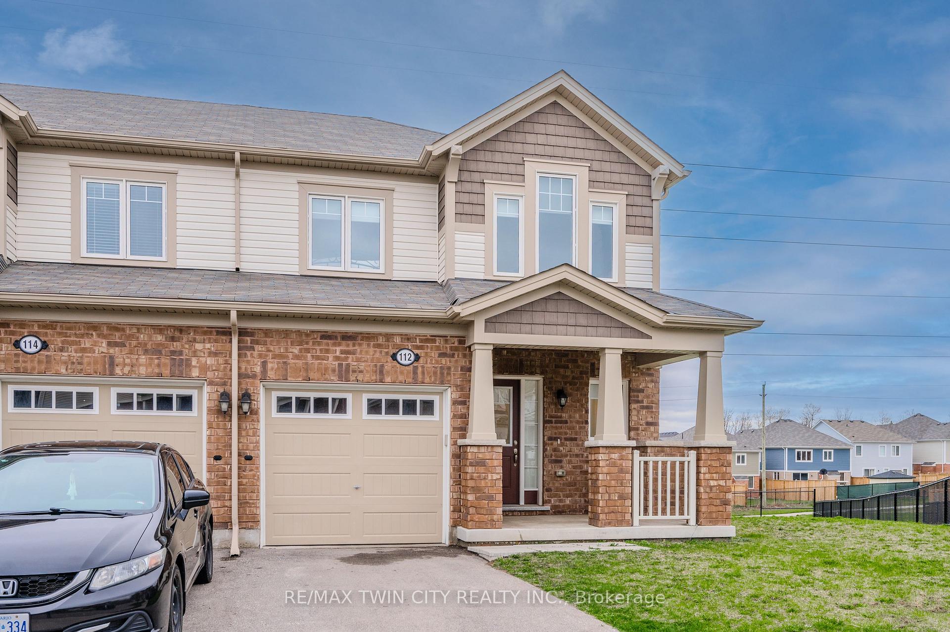 Photo 3 of 112 Watermill Street, Kitchener, Doon South — HOMEH