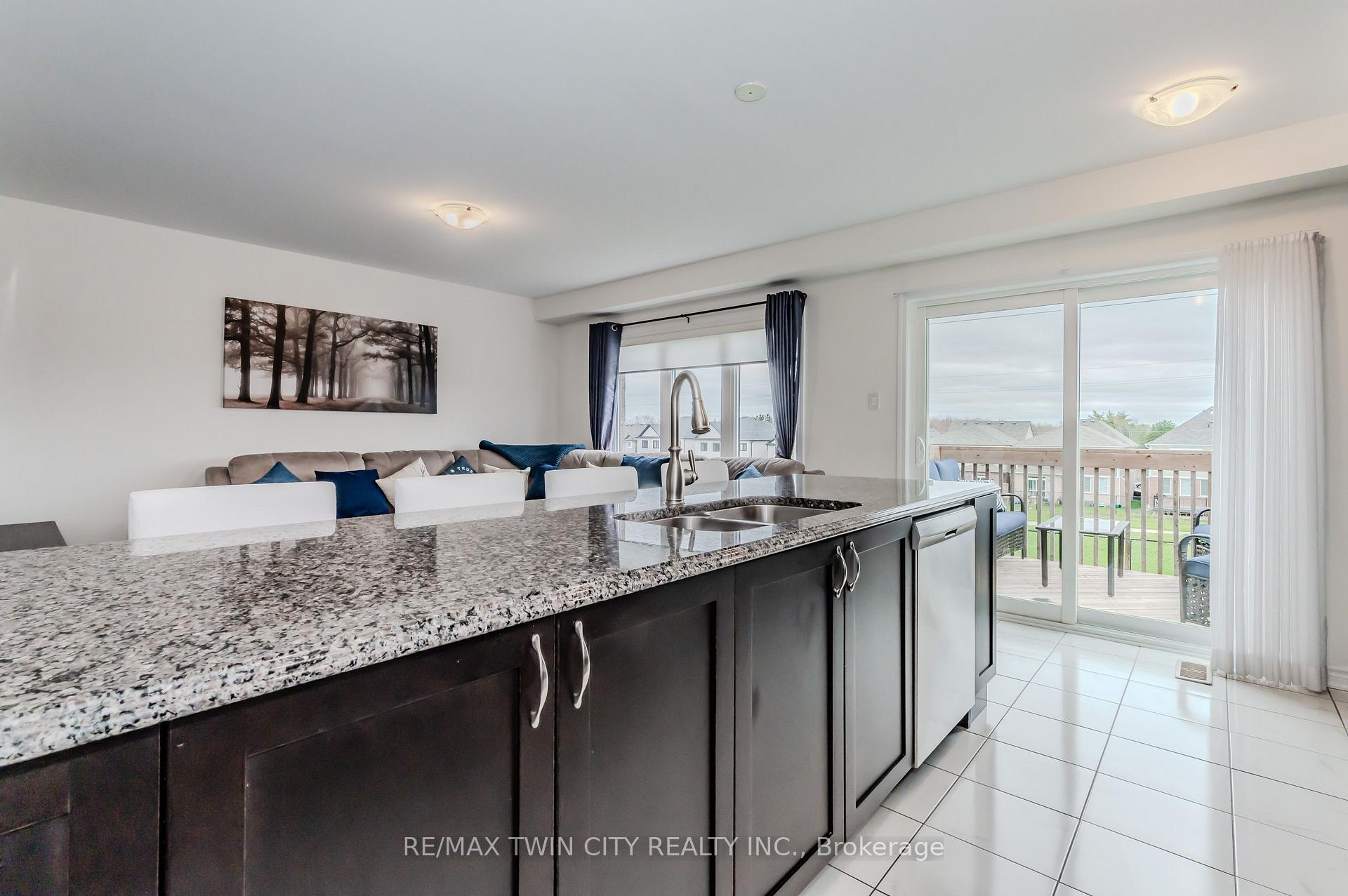Photo 17 of 112 Watermill Street, Kitchener, Doon South — HOMEH