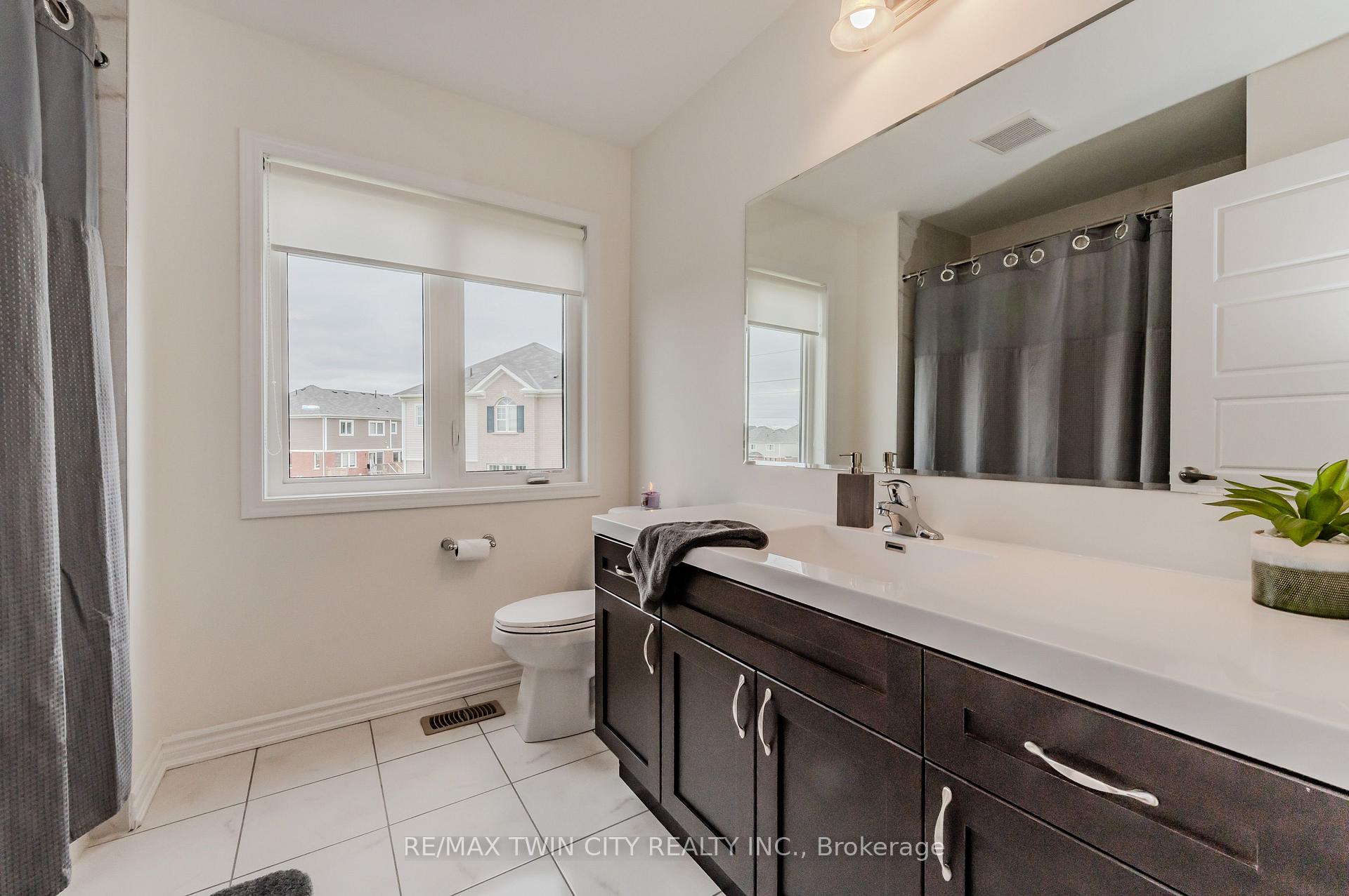 Photo 23 of 112 Watermill Street, Kitchener, Doon South — HOMEH