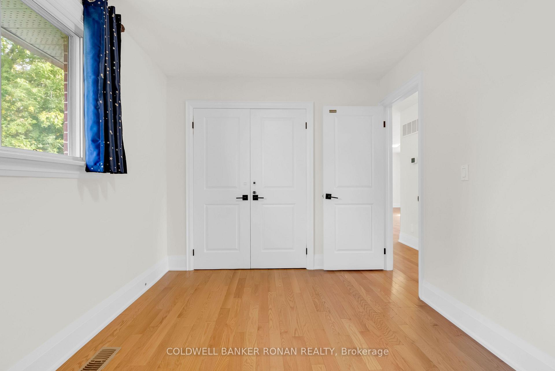 Photo 22 of 506 Main Street, King, Schomberg — HOMEH