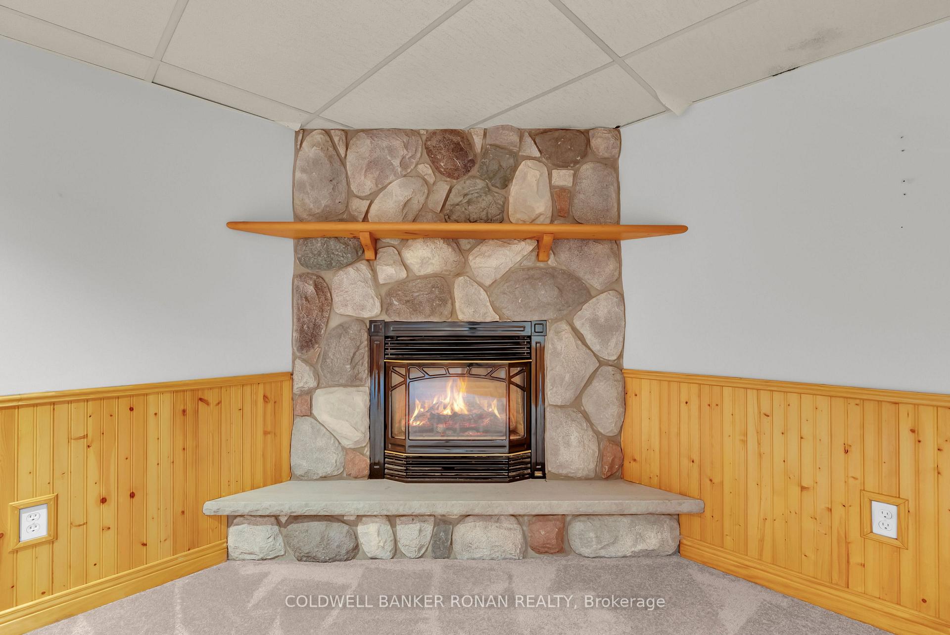 Photo 30 of 506 Main Street, King, Schomberg — HOMEH