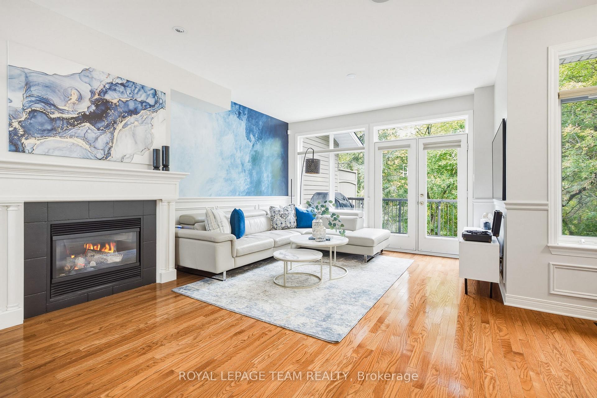 Photo 8 of 19 Creeks End Lane, Ottawa, Bayshore — HOMEH