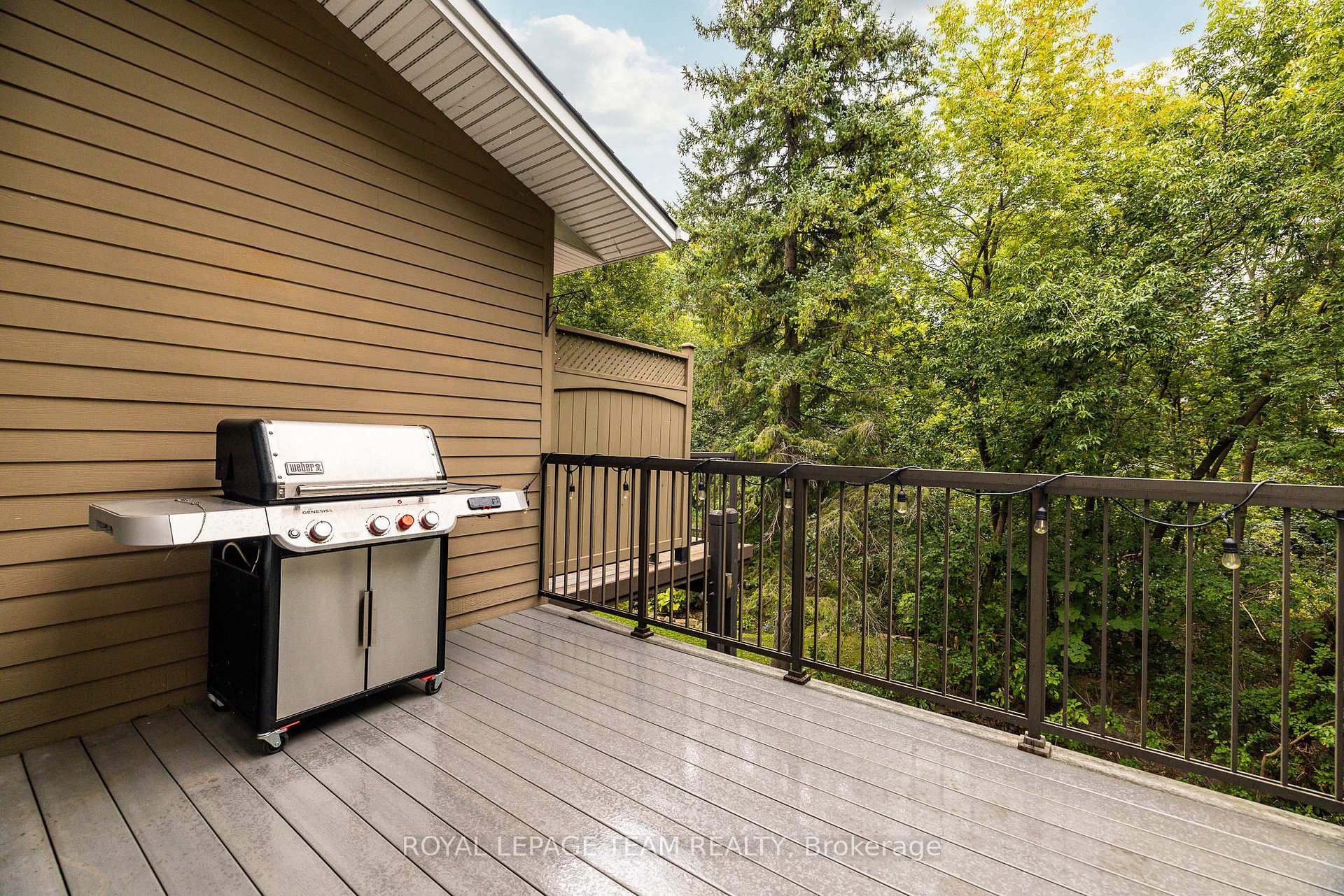 Photo 11 of 19 Creeks End Lane, Ottawa, Bayshore — HOMEH