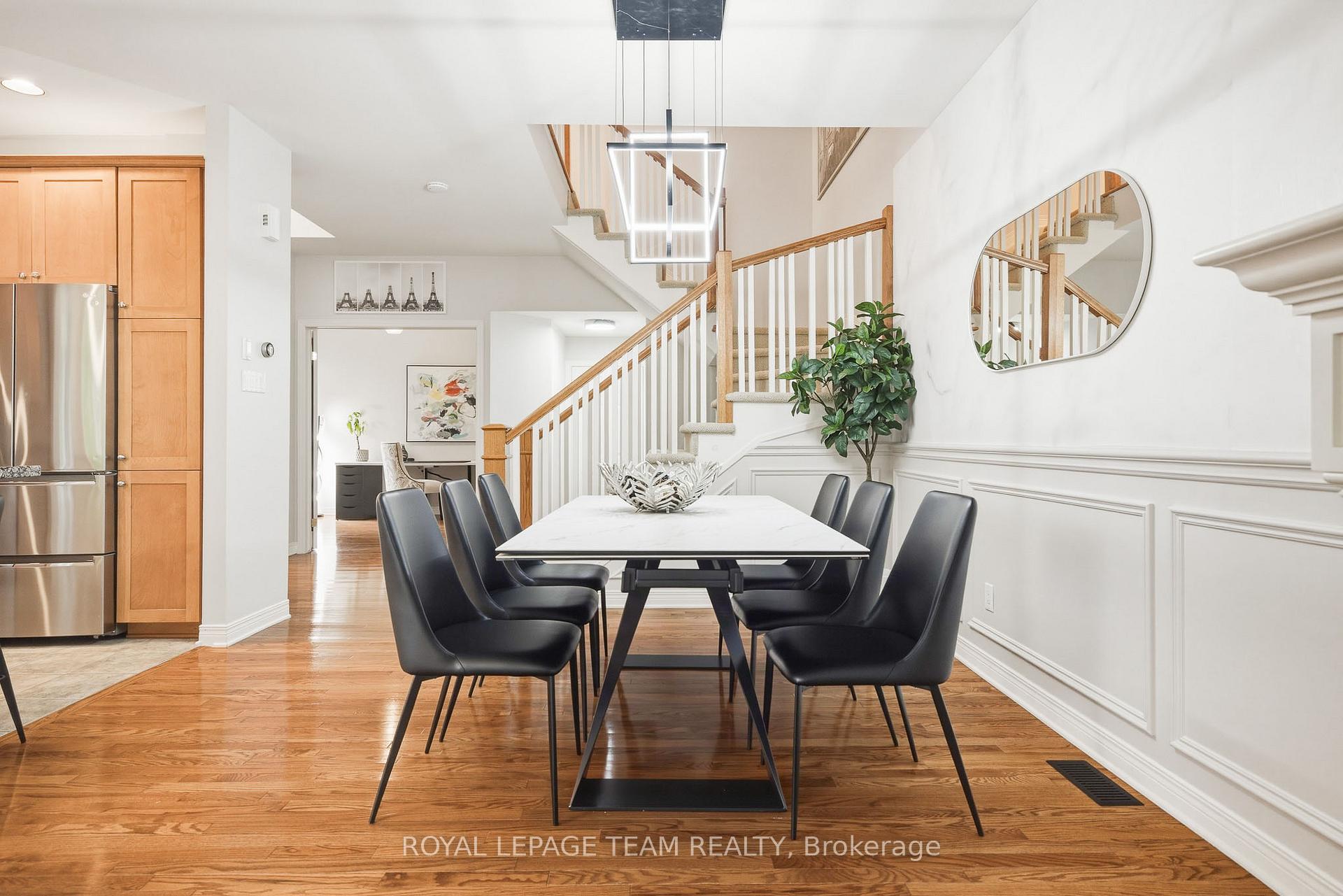 Photo 18 of 19 Creeks End Lane, Ottawa, Bayshore — HOMEH