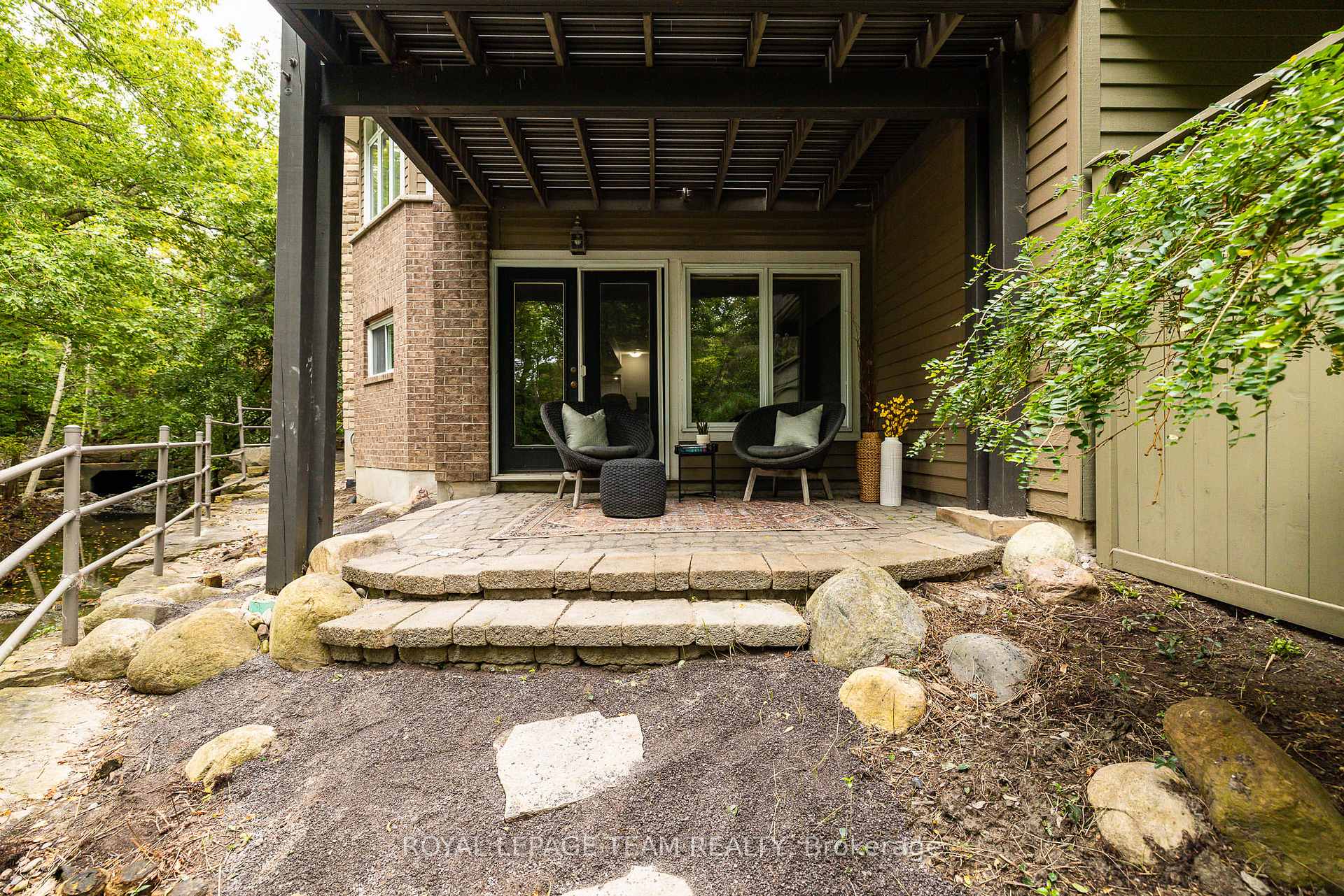 Photo 42 of 19 Creeks End Lane, Ottawa, Bayshore — HOMEH