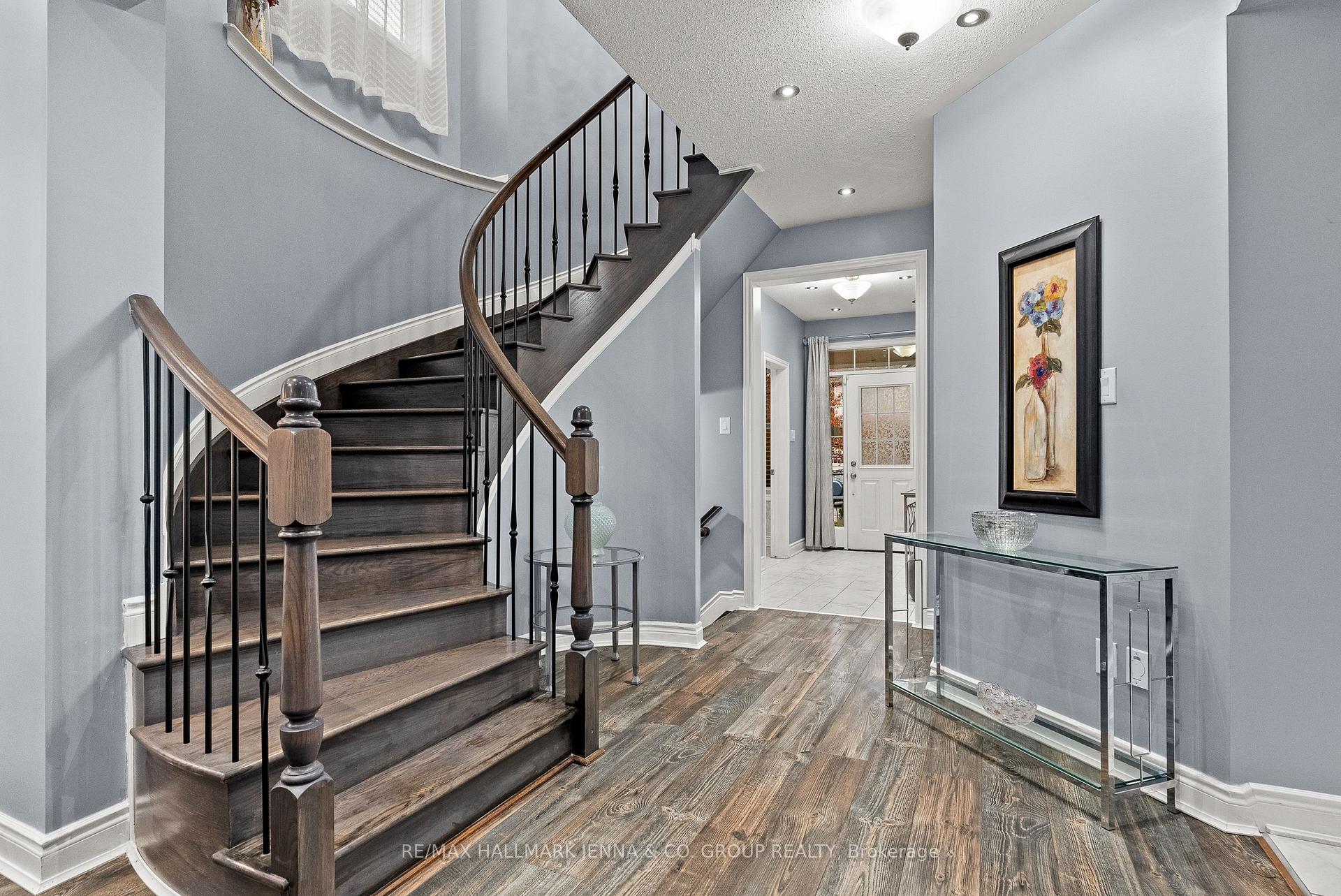 Photo 7 of 803 Logperch Circle, Ottawa, Barrhaven - Half Moon Bay — HOMEH