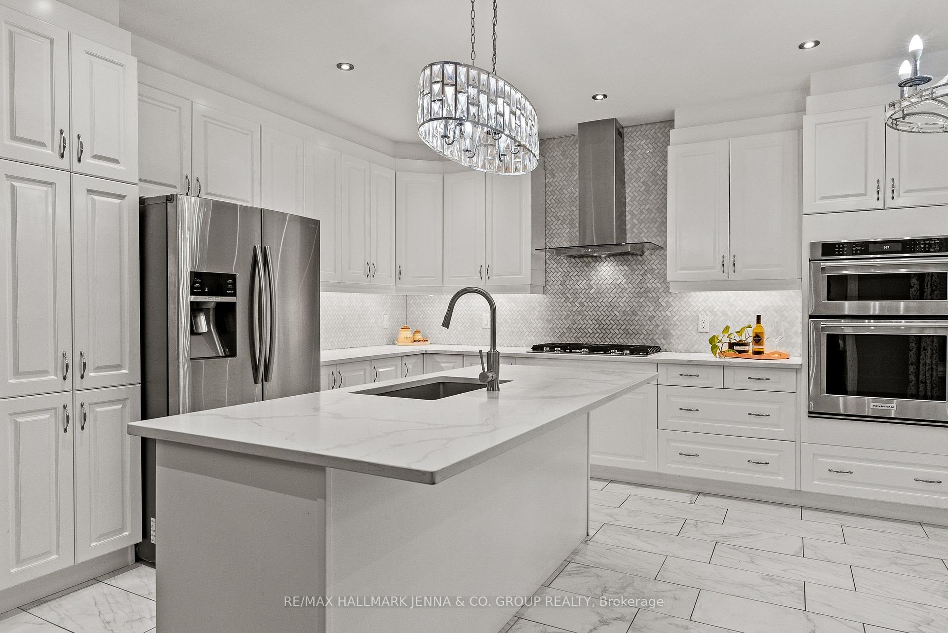 Photo 13 of 803 Logperch Circle, Ottawa, Barrhaven - Half Moon Bay — HOMEH