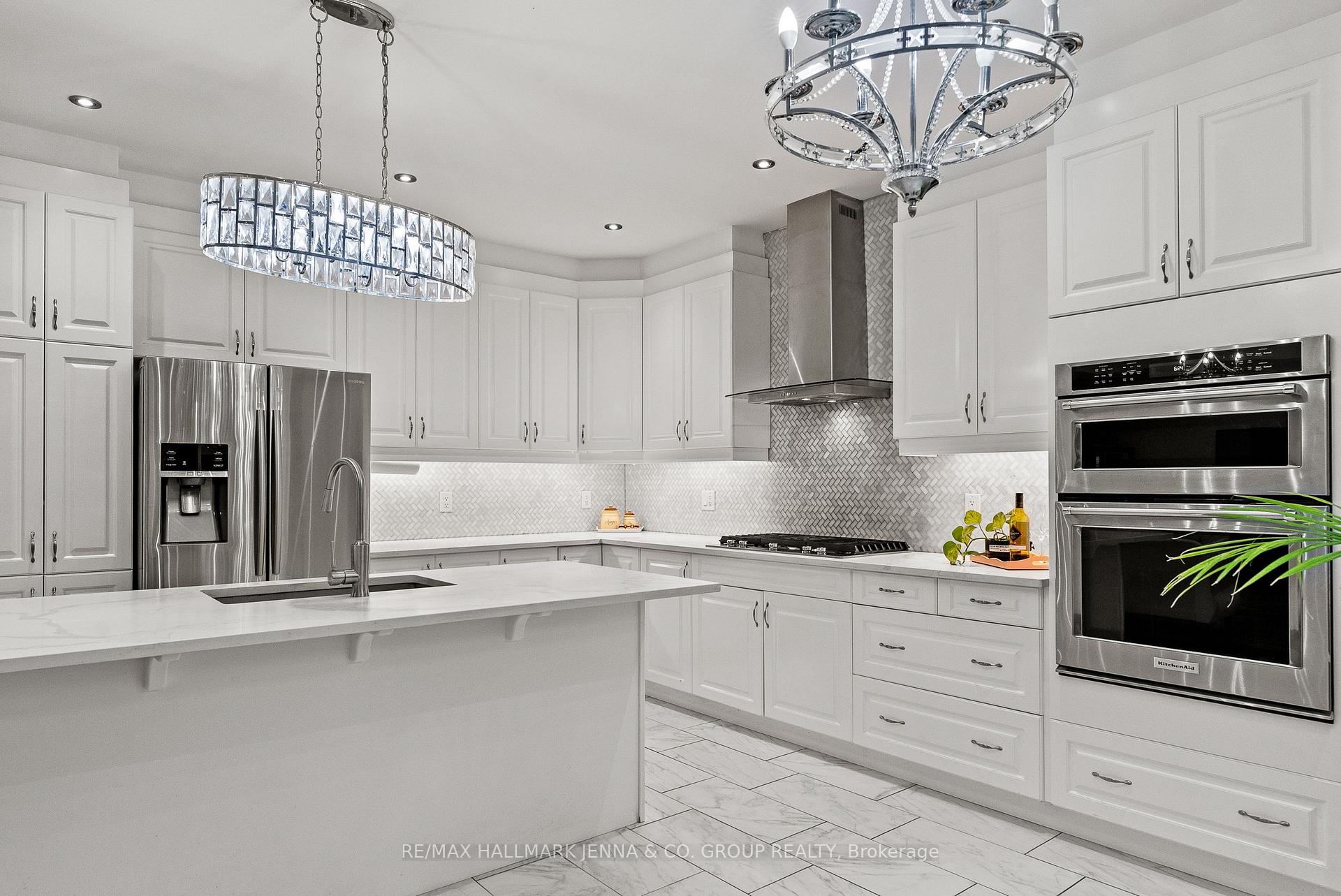 Photo 14 of 803 Logperch Circle, Ottawa, Barrhaven - Half Moon Bay — HOMEH