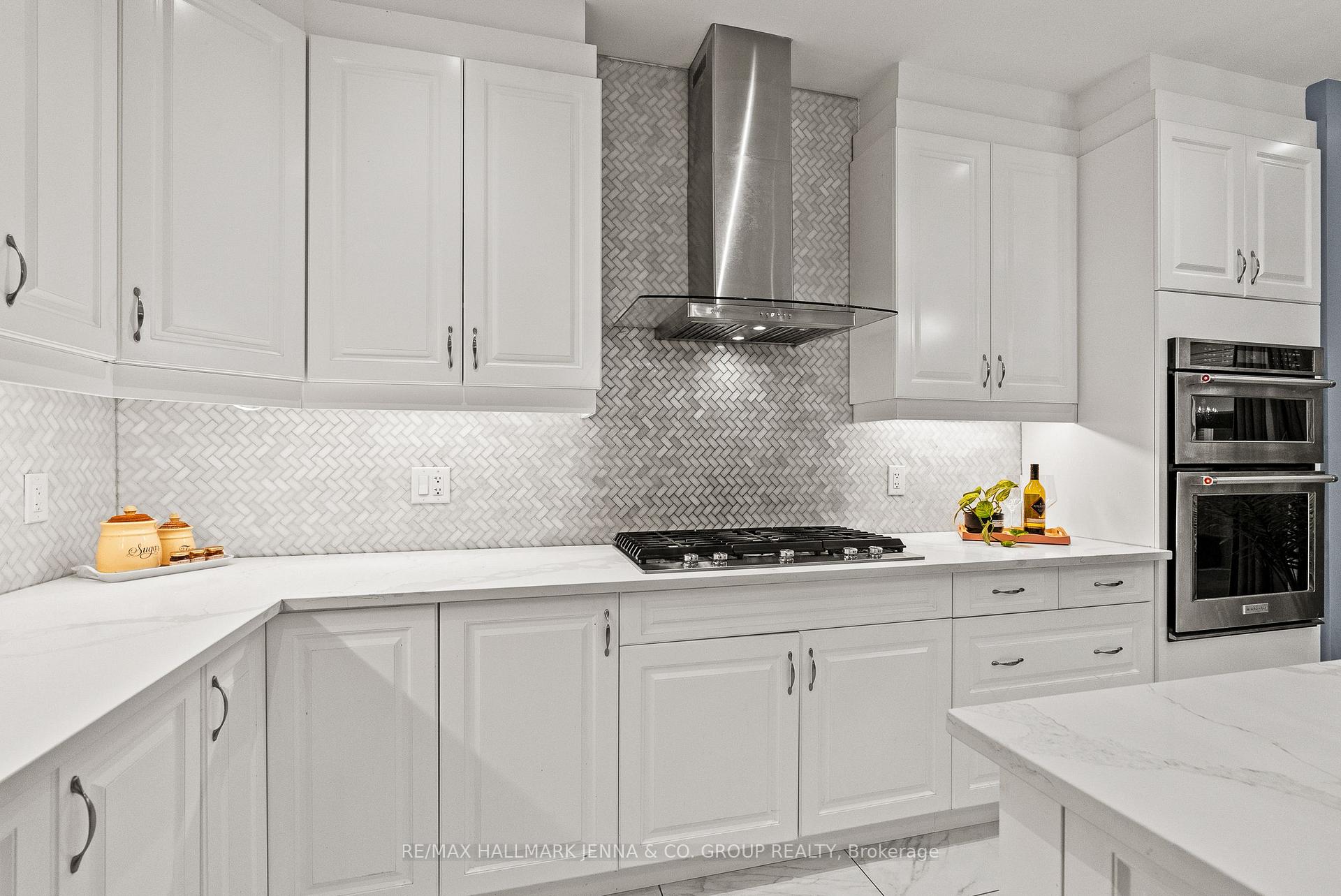 Photo 16 of 803 Logperch Circle, Ottawa, Barrhaven - Half Moon Bay — HOMEH